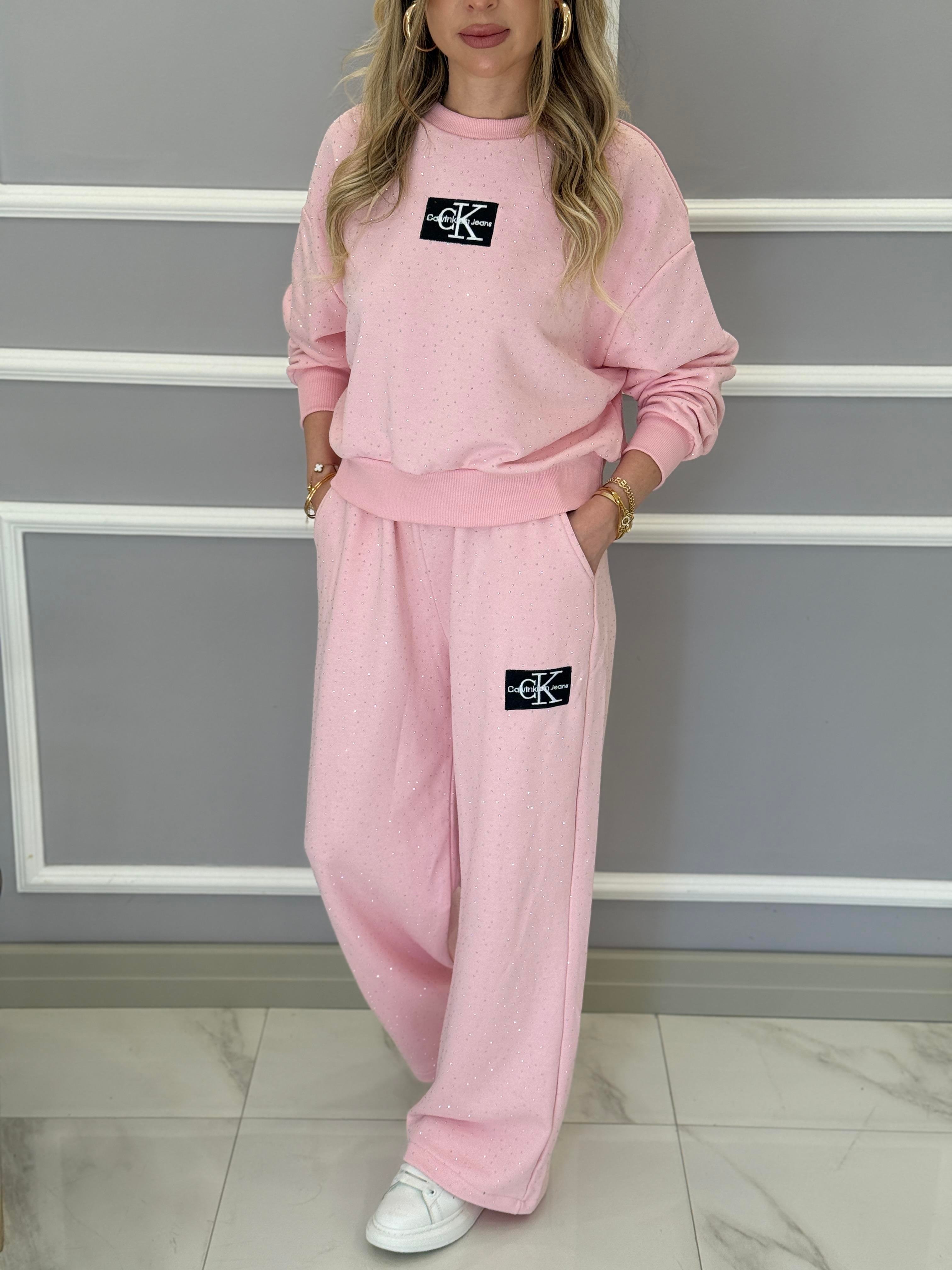 Cnk Pembe Takım Serpme Taşlı  Nakışlı