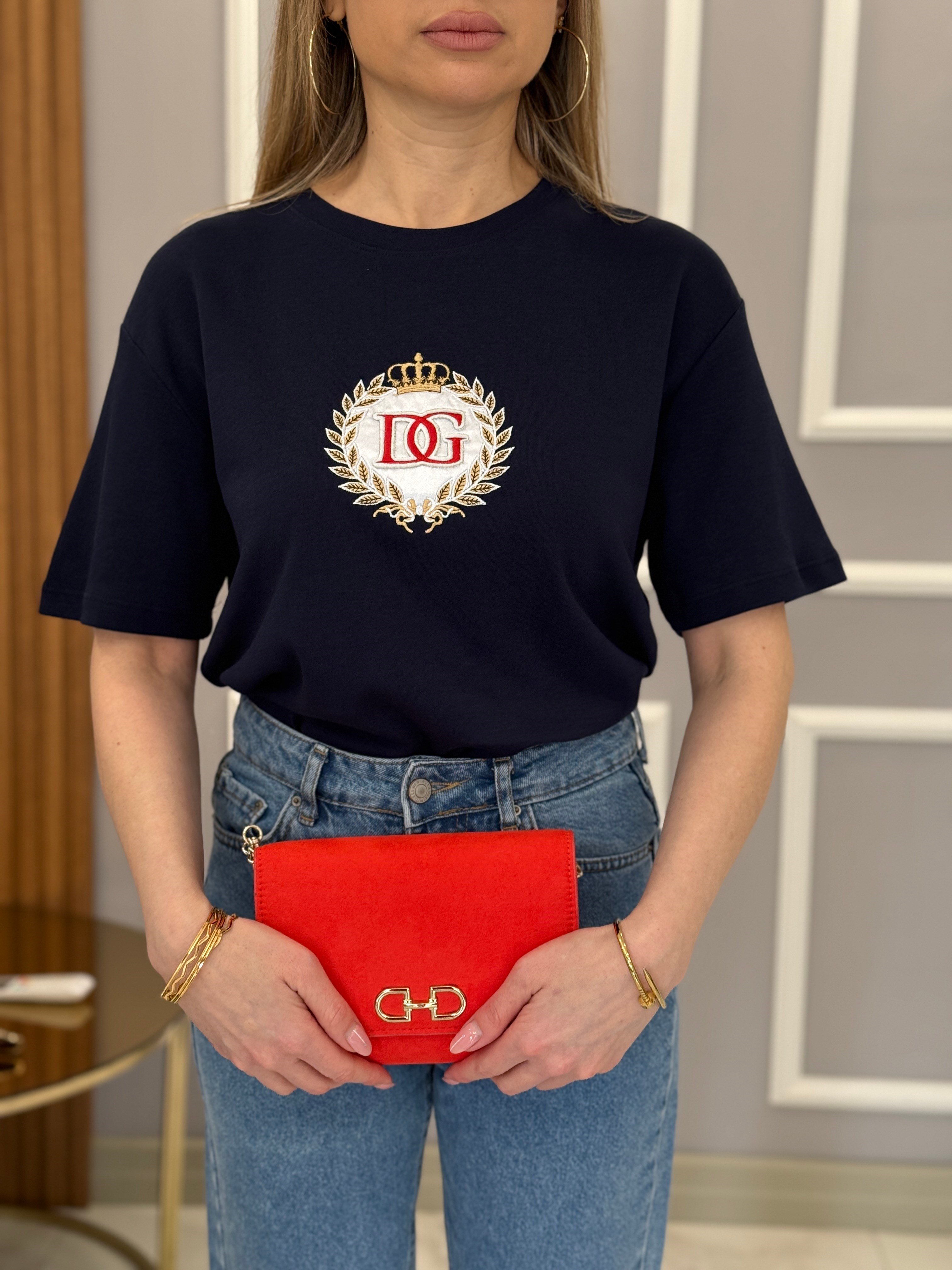Dc Premium Nakış Yazılı Gold Detaylı Lacivert Tişört 