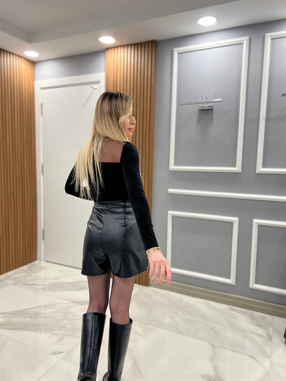 Deri Pileli Şort Etek Siyah