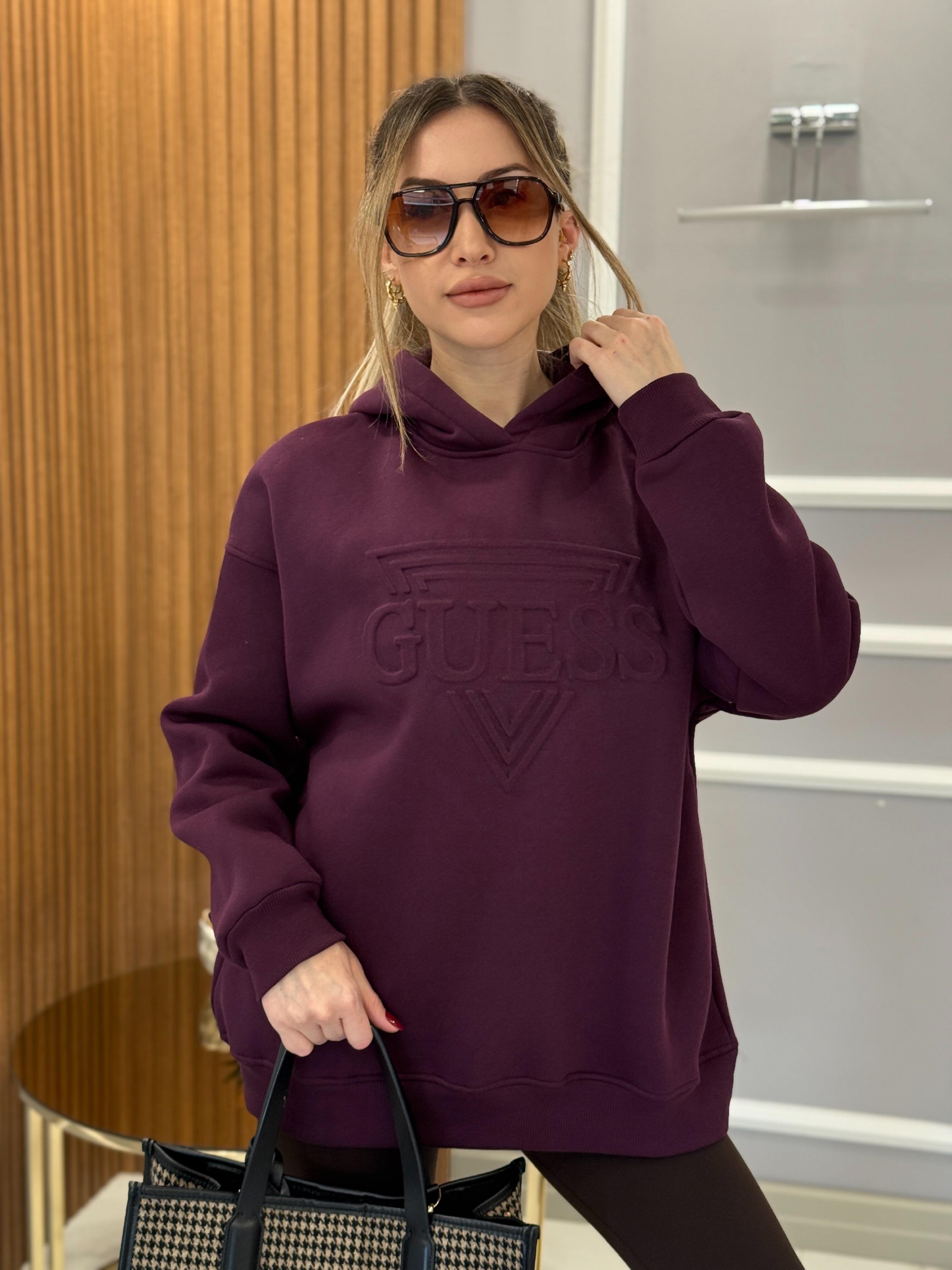 Gu Kapşonlu Kabartma Yazılı  Mürdüm Sweatshirt