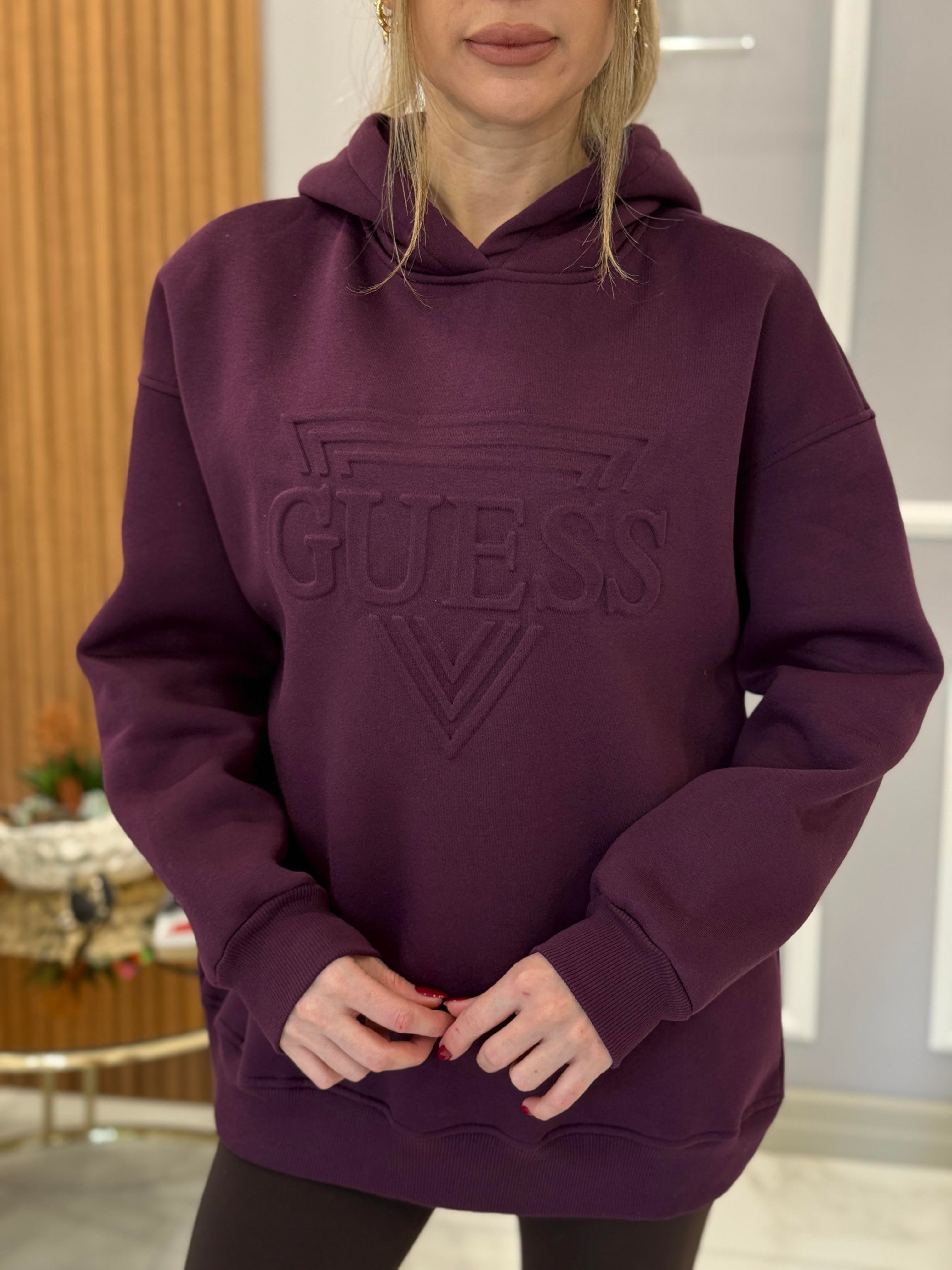 Gu Kapşonlu Kabartma Yazılı  Mürdüm Sweatshirt