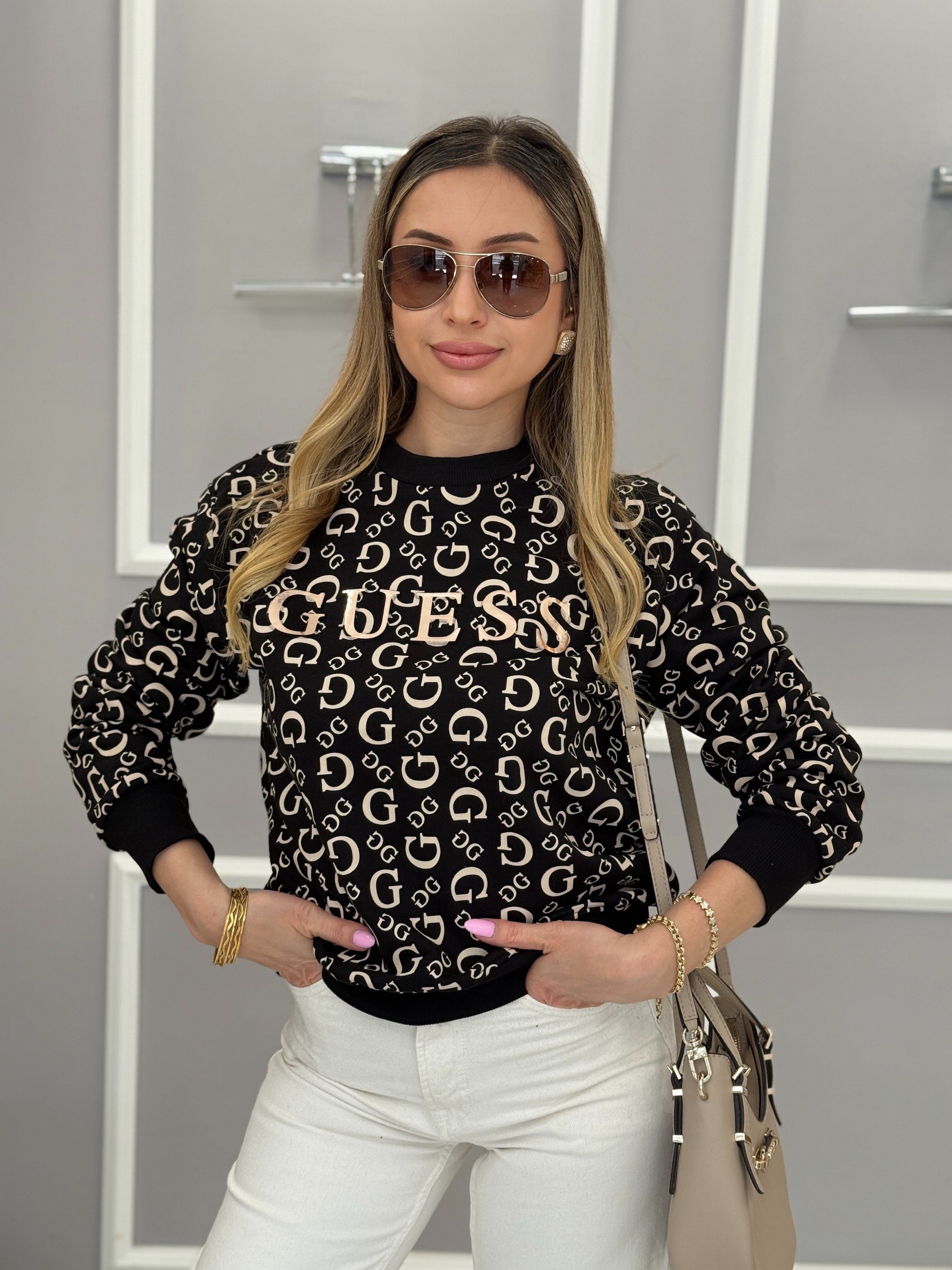 Gu Premium Gold Yazı Detaylı Sweatshirt Siyah Boyu 59 cm