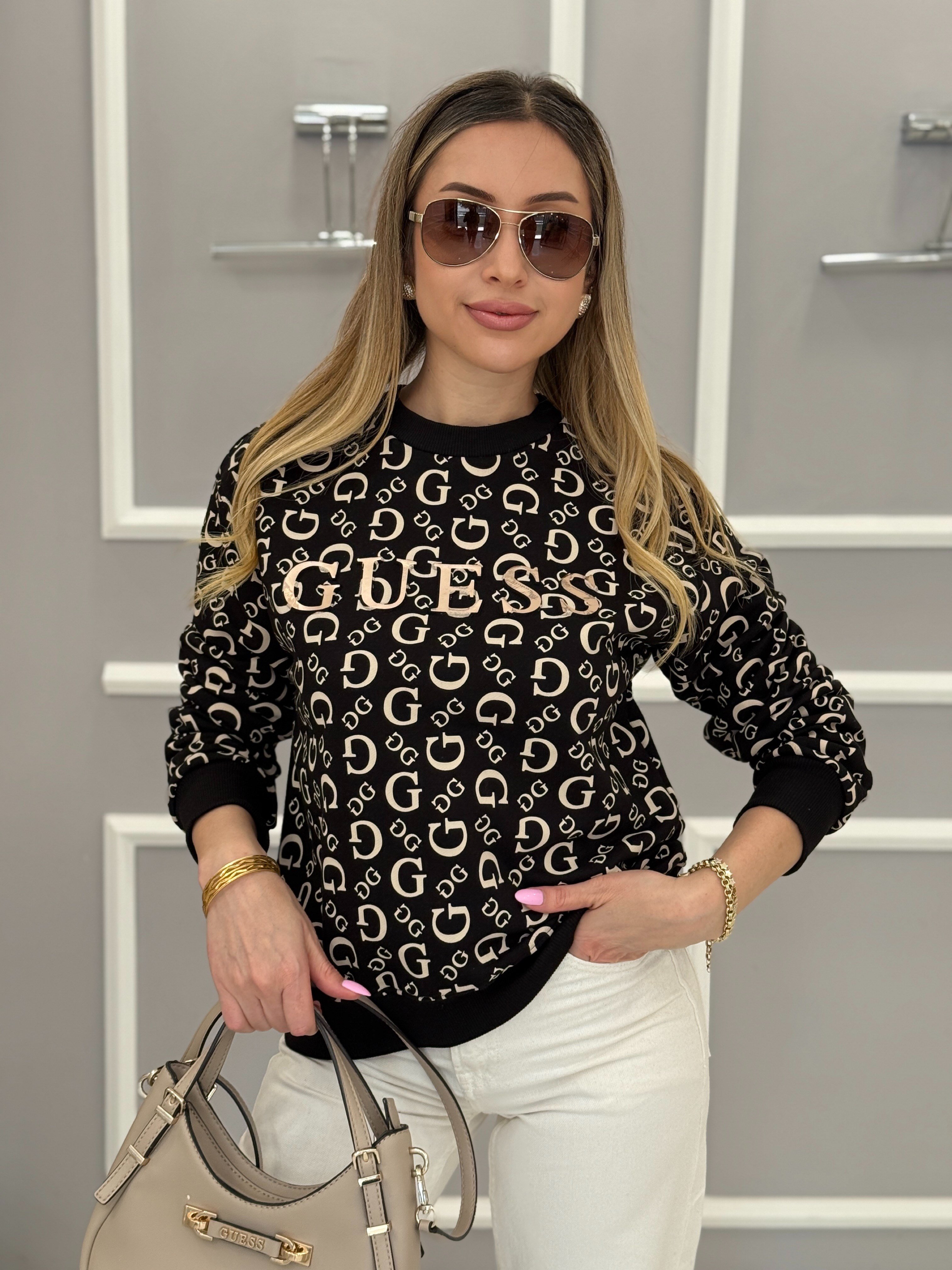 Gu Premium Gold Yazı Detaylı Sweatshirt Siyah Boyu 59 cm