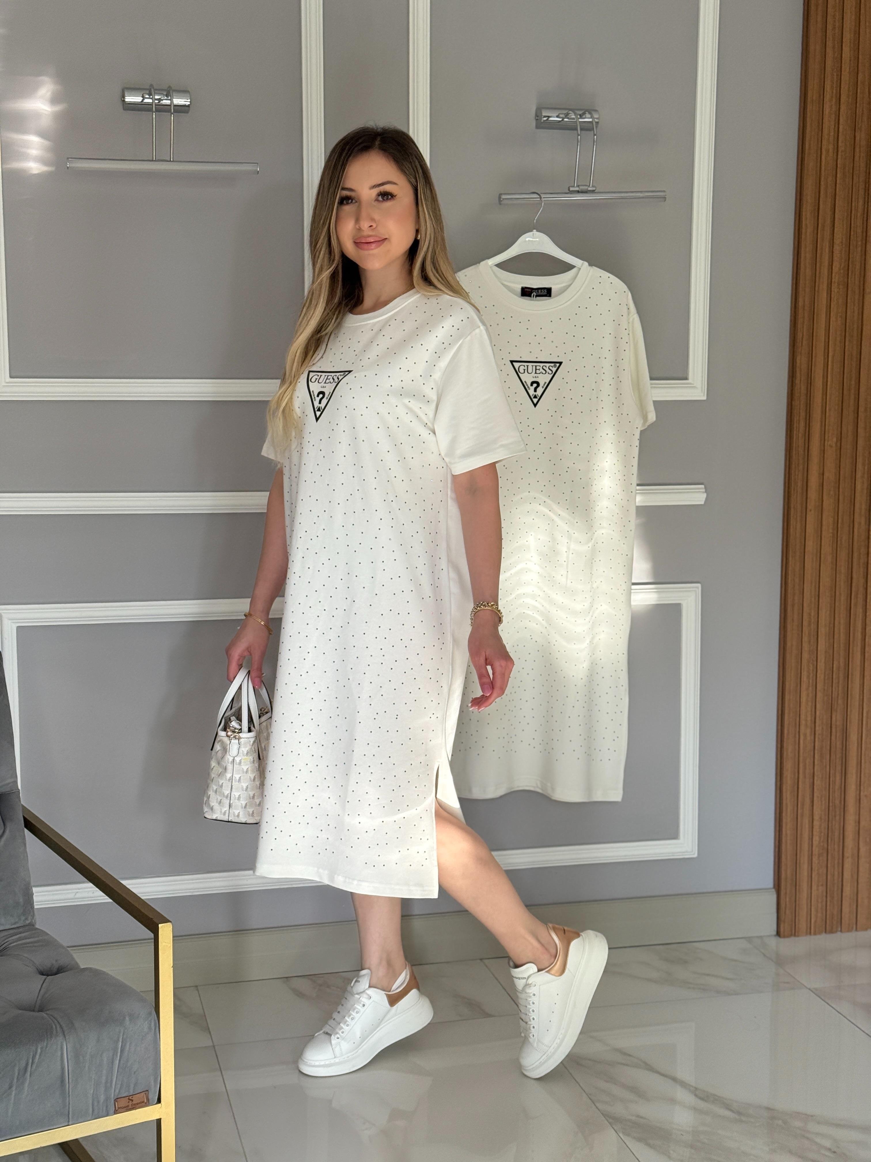 Gu Serpme Taşlı Yandan Tek Yırtmaç Oversize Elbise Beyaz