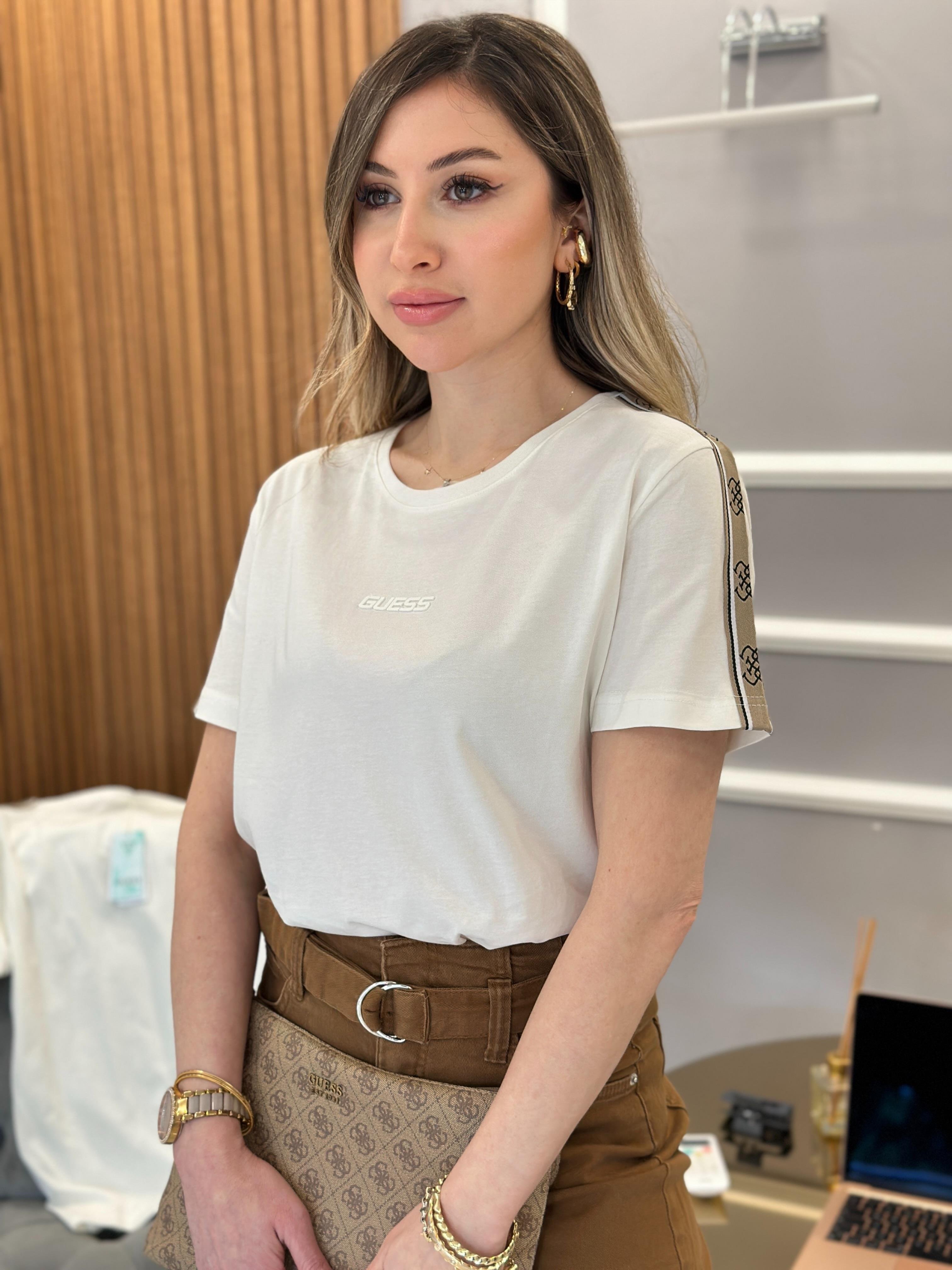 Gu T-shirt Kol Detaylı Ekru
