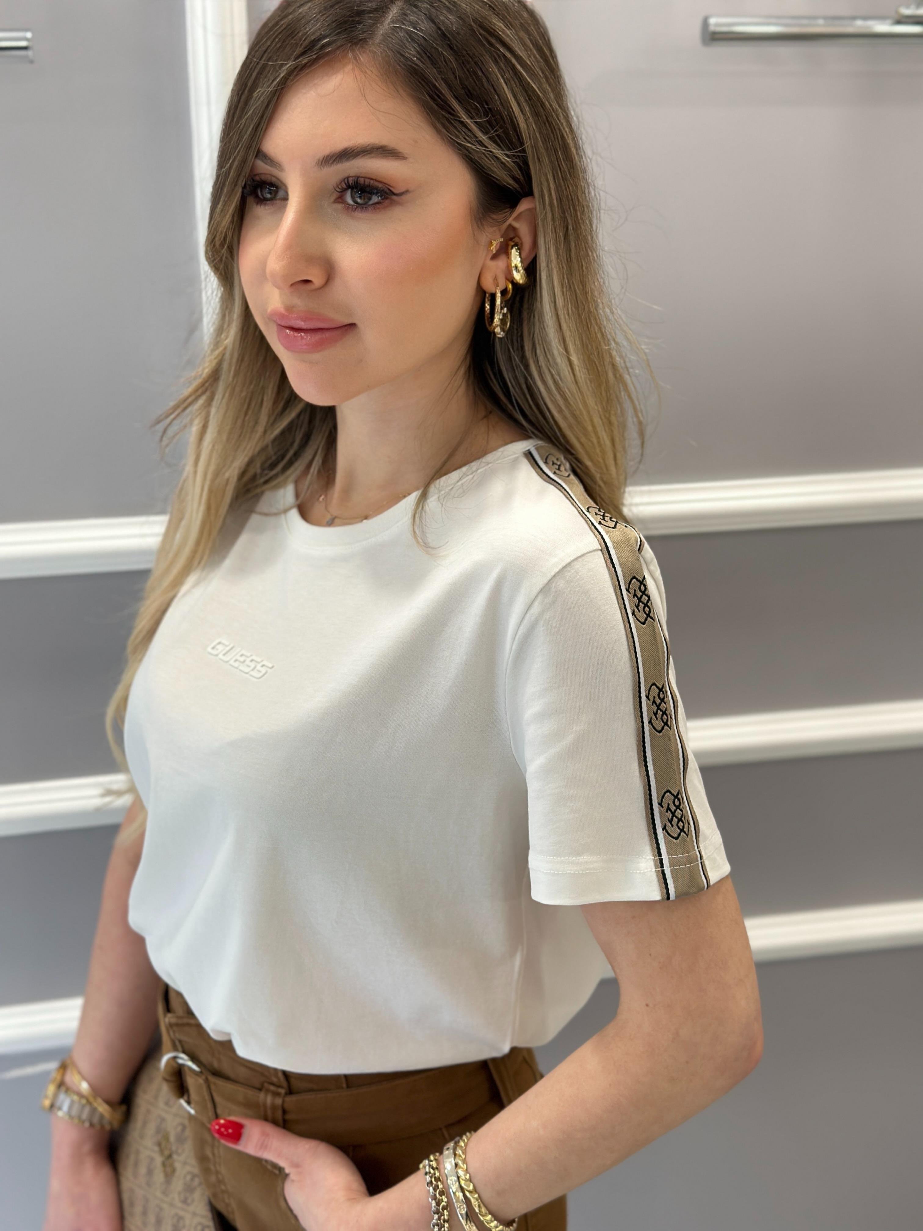 Gu T-shirt Kol Detaylı Ekru