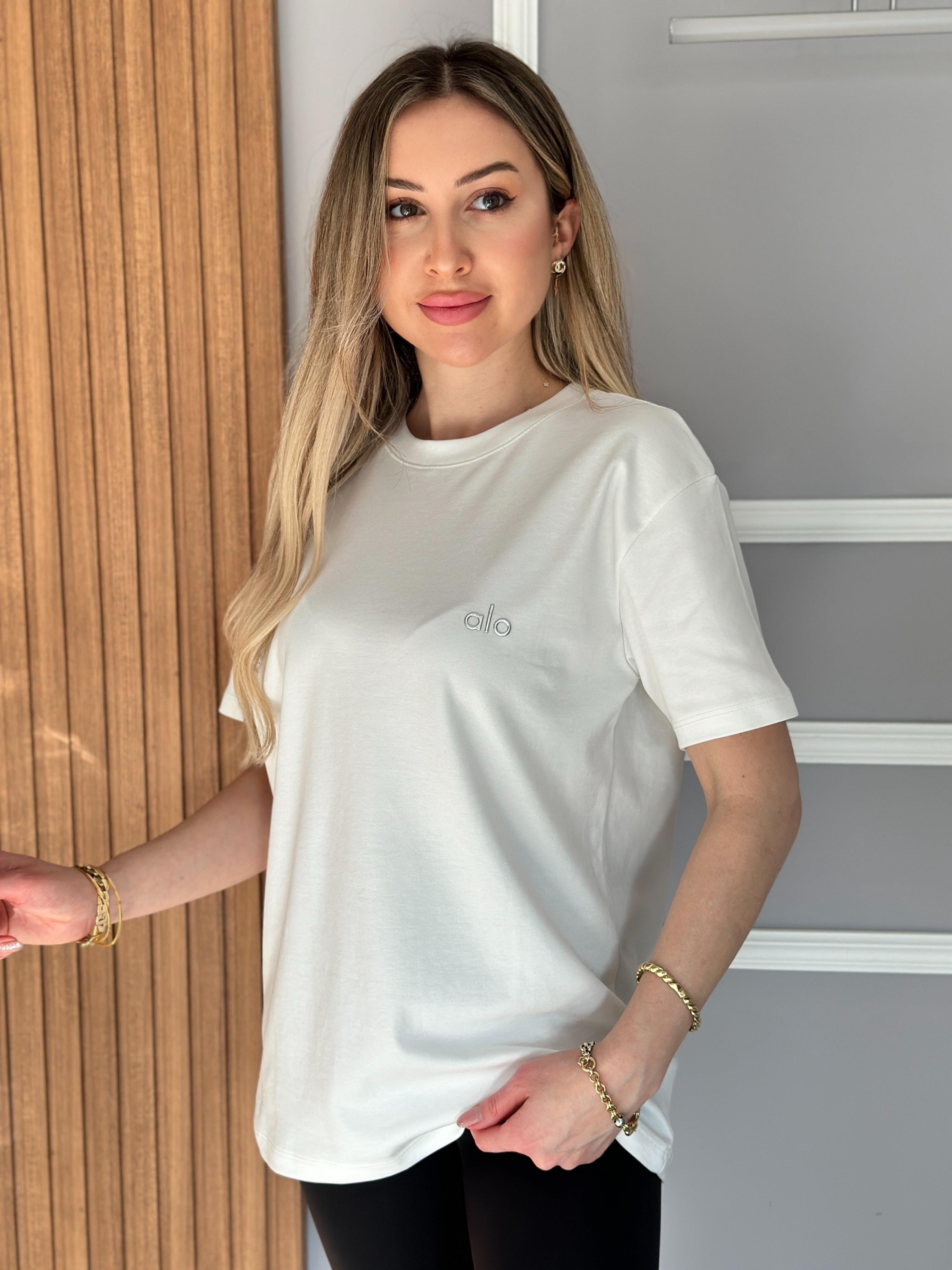 Lo T-shirt Kabartma Yazılı Beyaz
