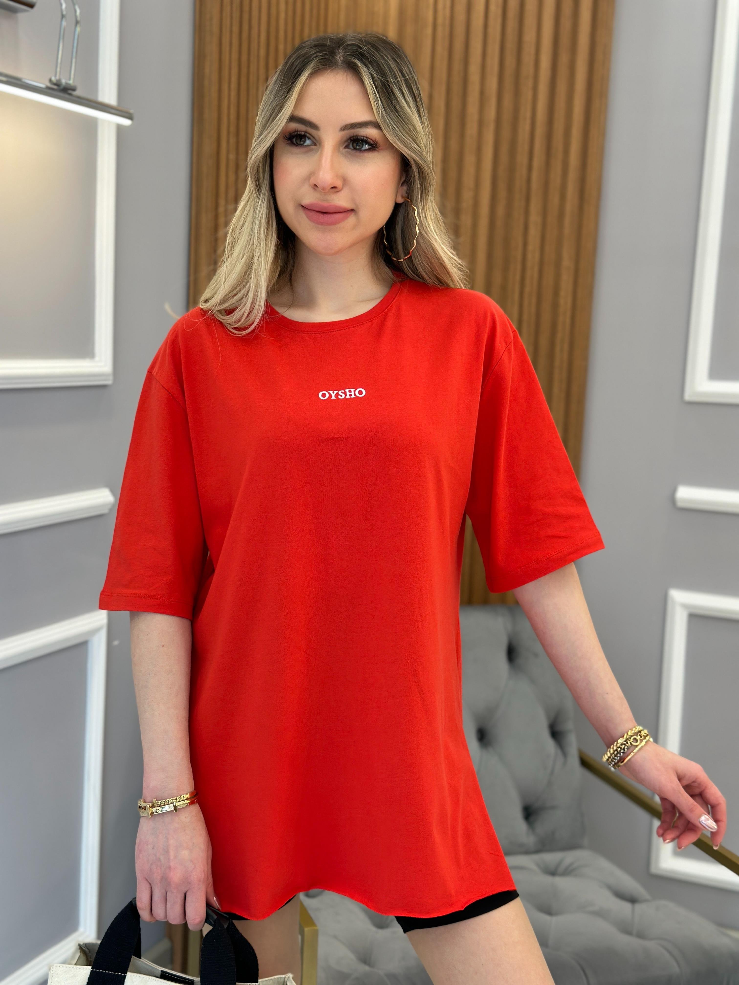 Oys T-shirt Oversize Yandan Yırtmaçlı Kırmızı