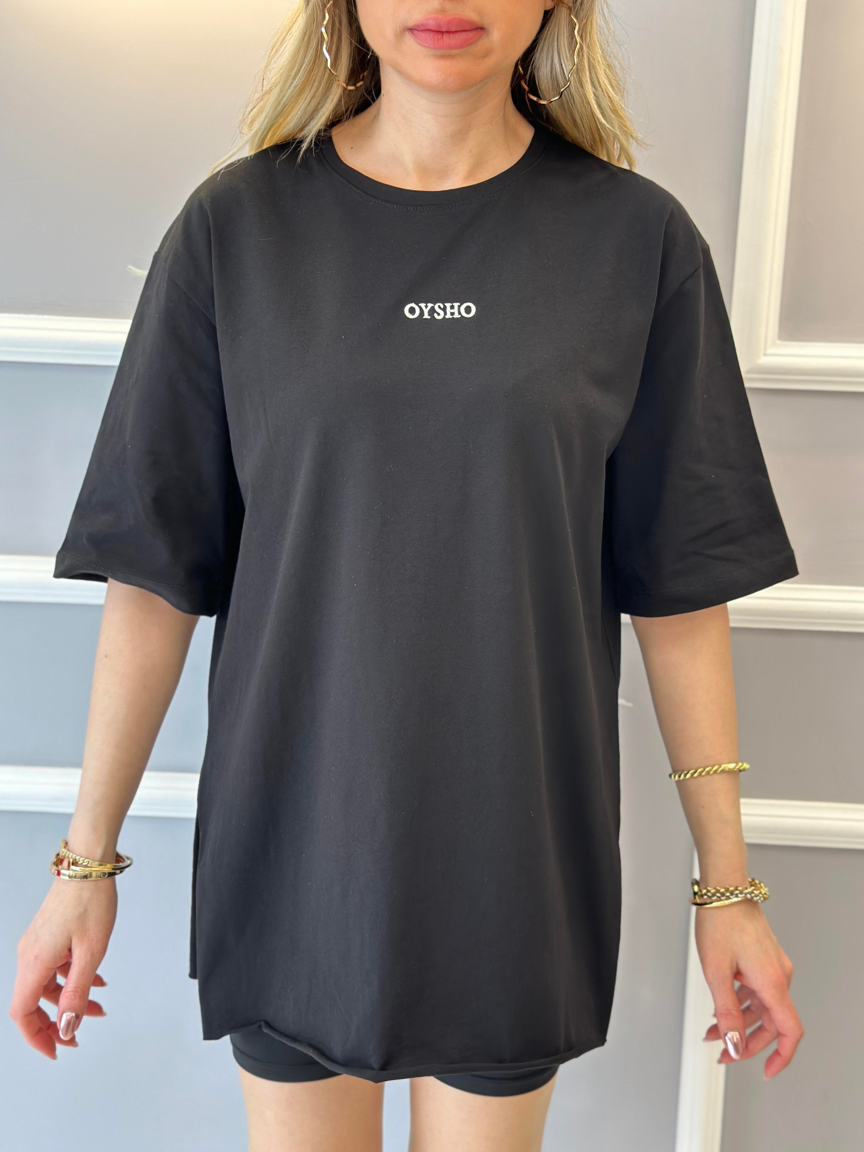 Oys T-shirt Oversize Yandan Yırtmaçlı Siyah