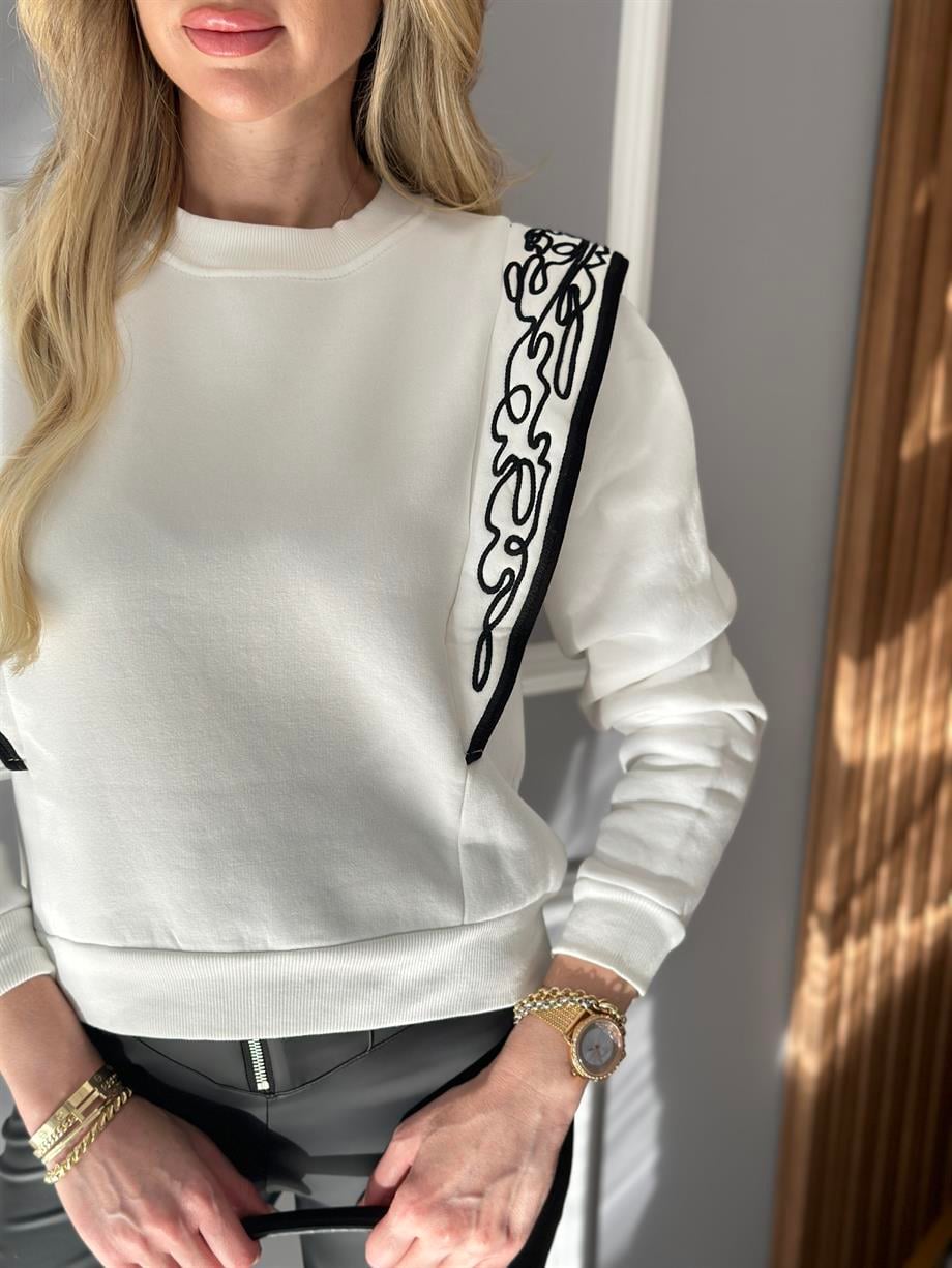 Sweatshirt Kolu Nakış Detaylı Ekru