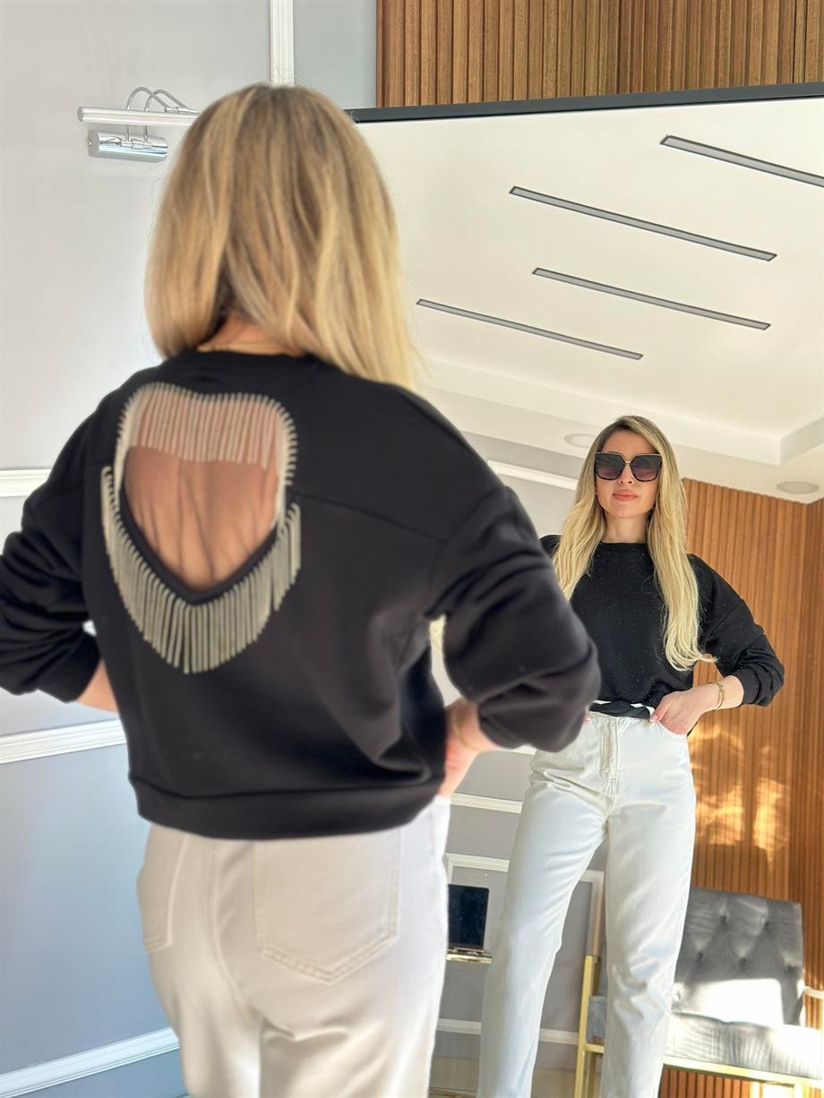 Sweatshirt Sırtı Tül Kalp Detaylı Siyah