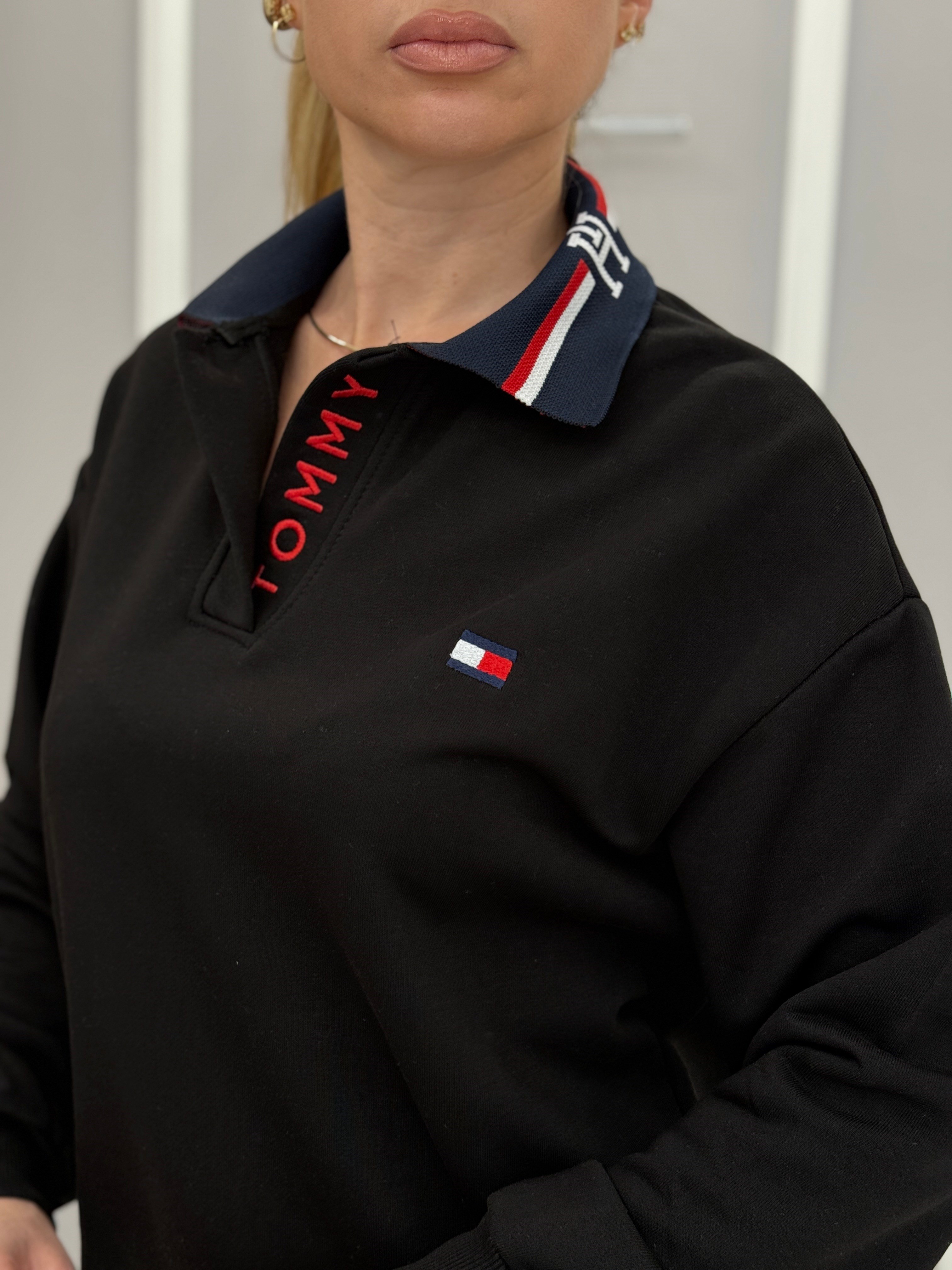 TH Premium Yakası Yazı Detaylı Sweatshirt Siyah