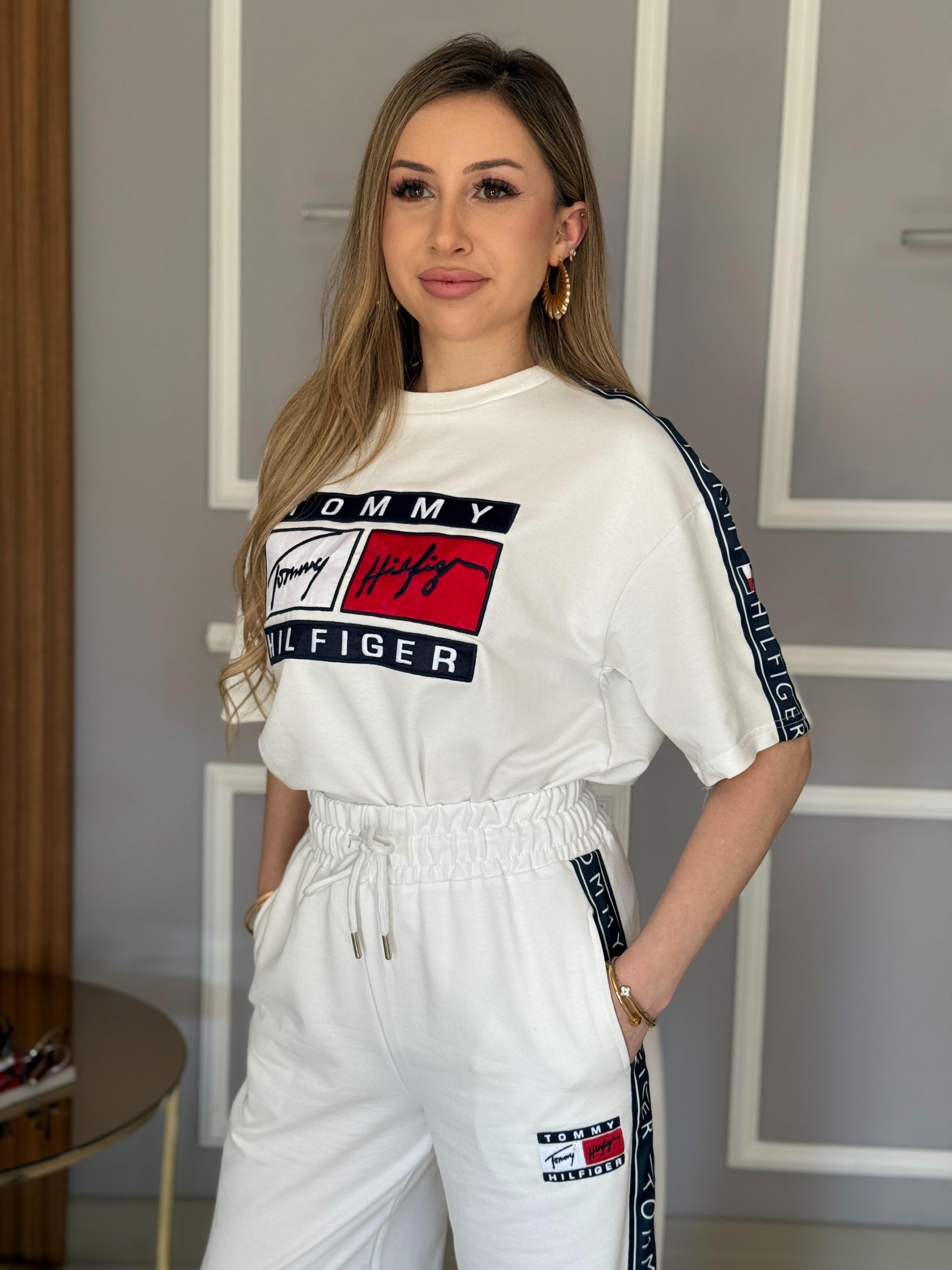 Th Premium Yan Şeritli Beyaz Takım 