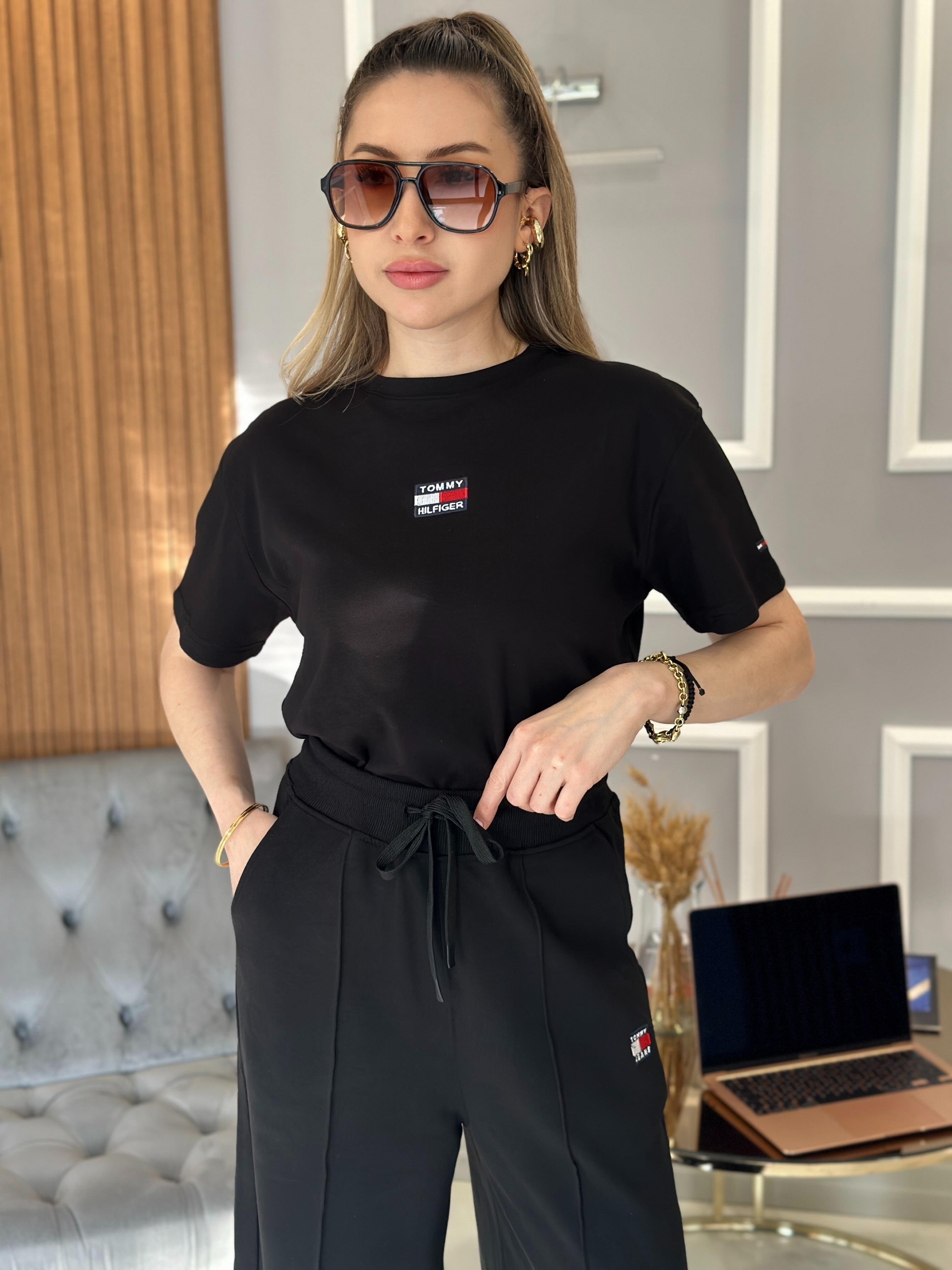 Th Tişört Arma Detaylı Siyah