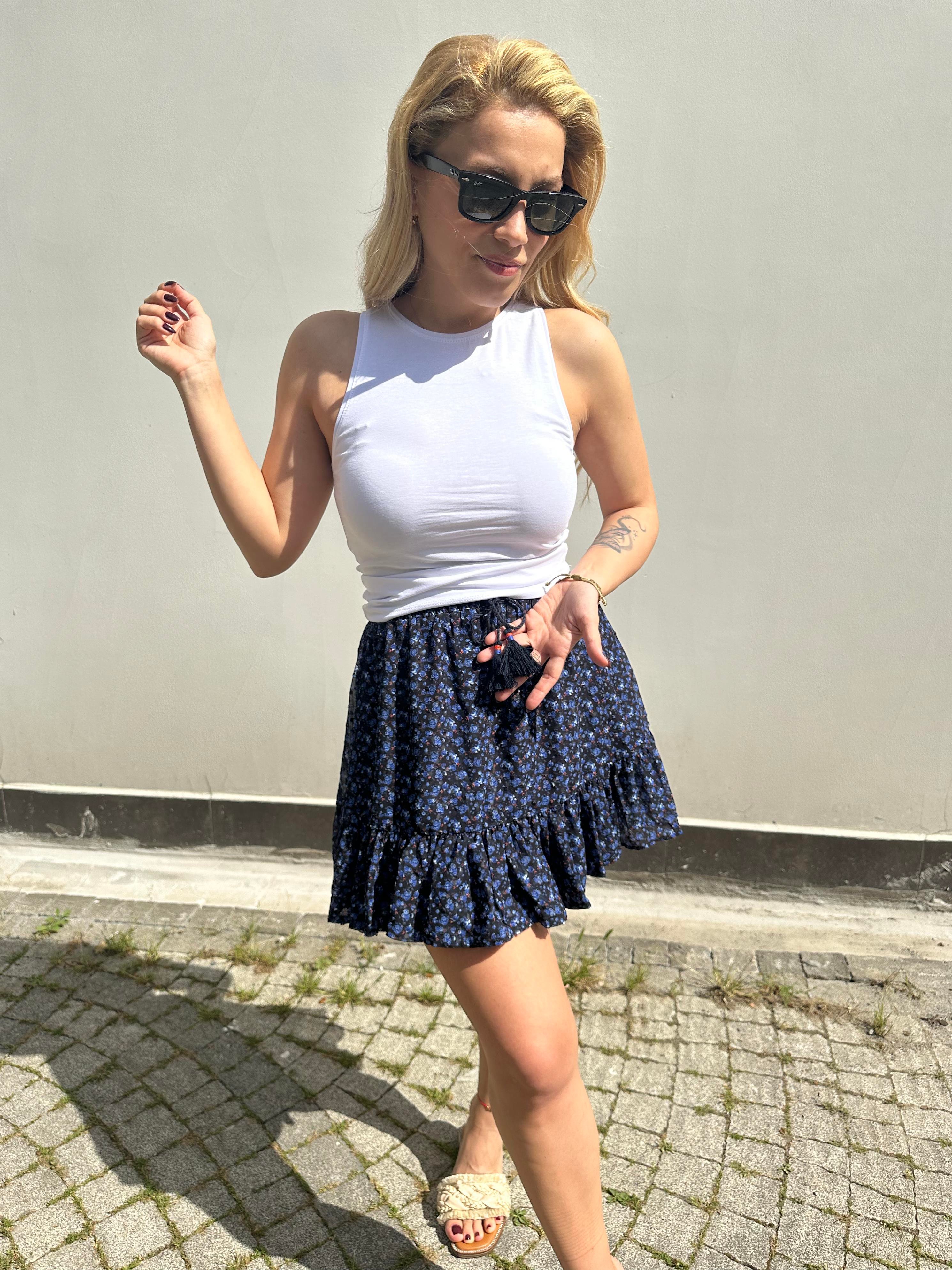  Çiçekli Şifon Mini Şort Etek