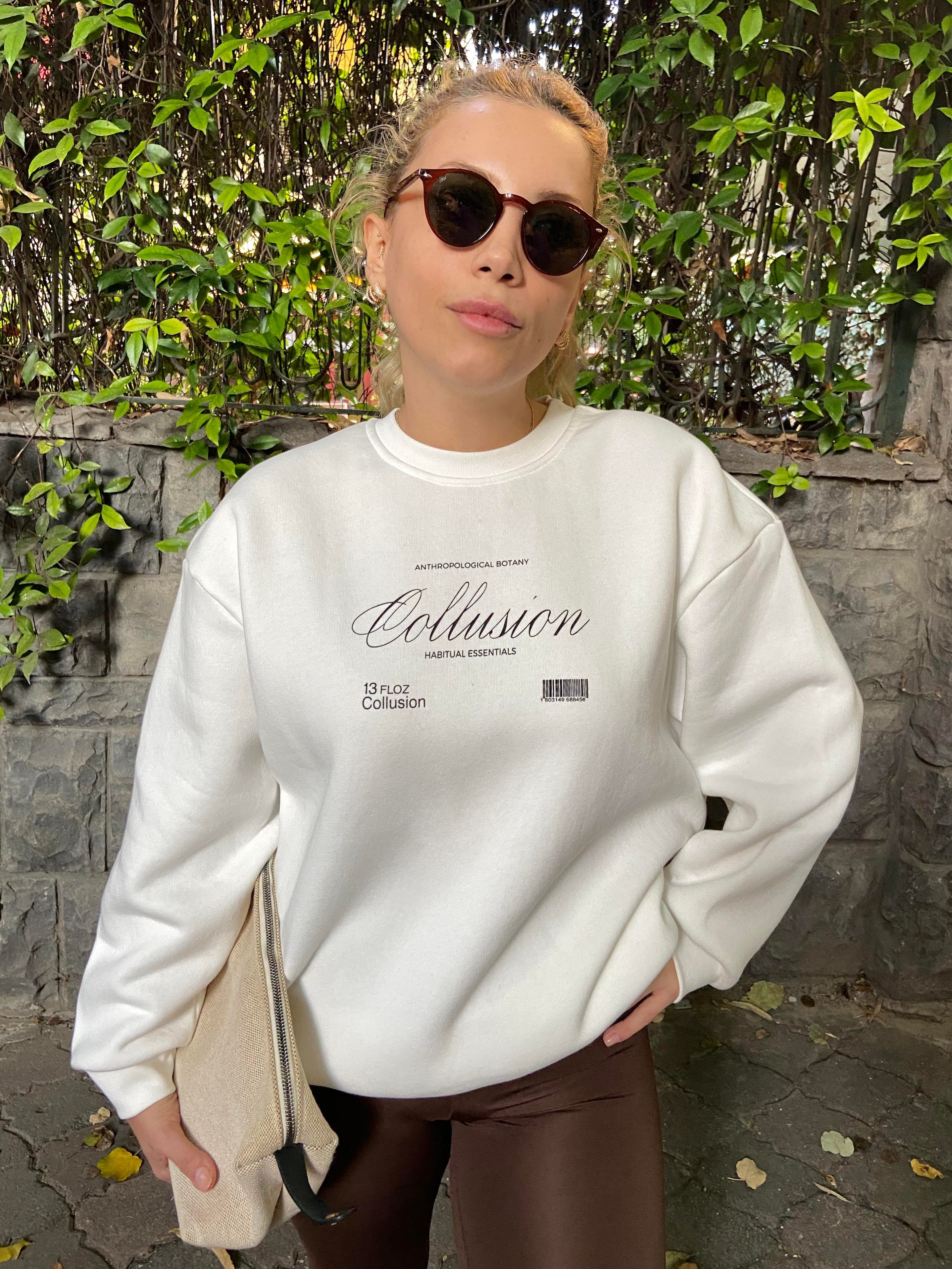 Ekru Renk Collusion Baskılı Sweatshirt