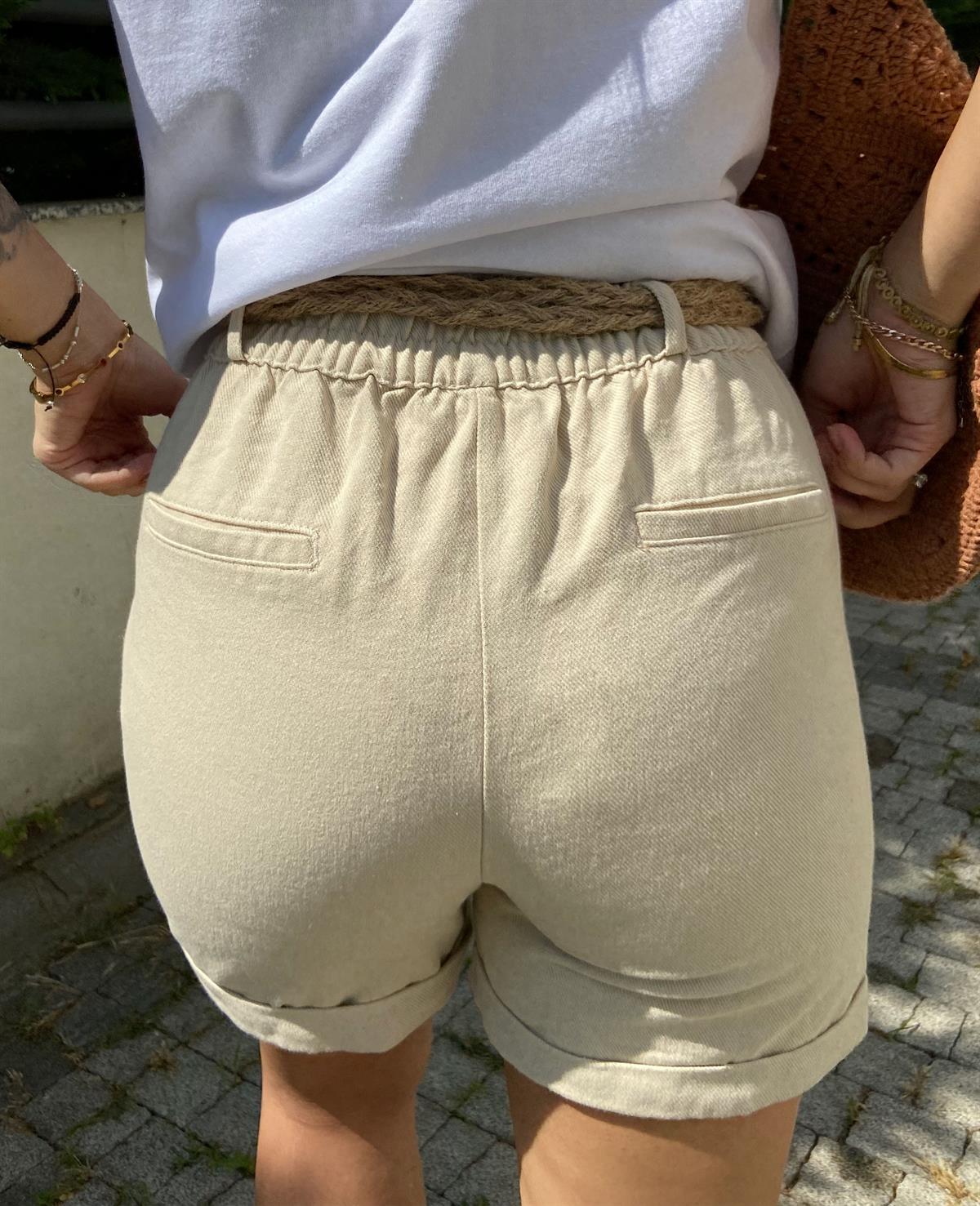 Kemerli Gabardin Şort