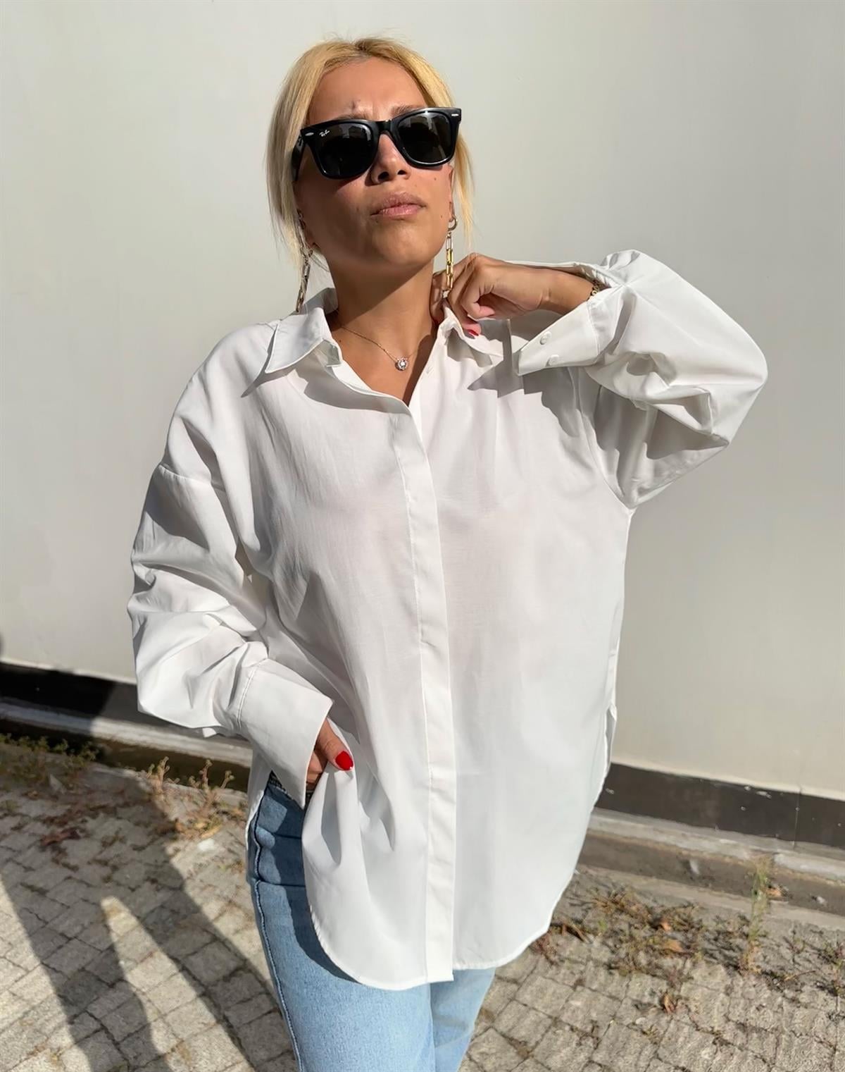 Oversize Kırık Beyaz Poplin Gömlek