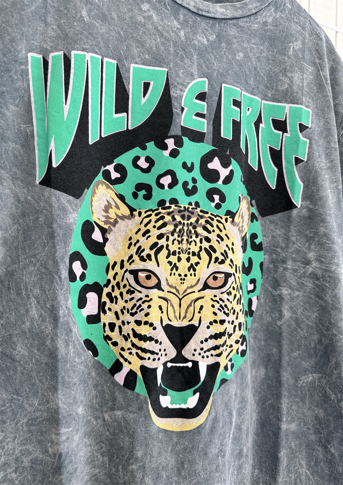 Wild Free Baskılı Yıkamalı Antrasit Tişört