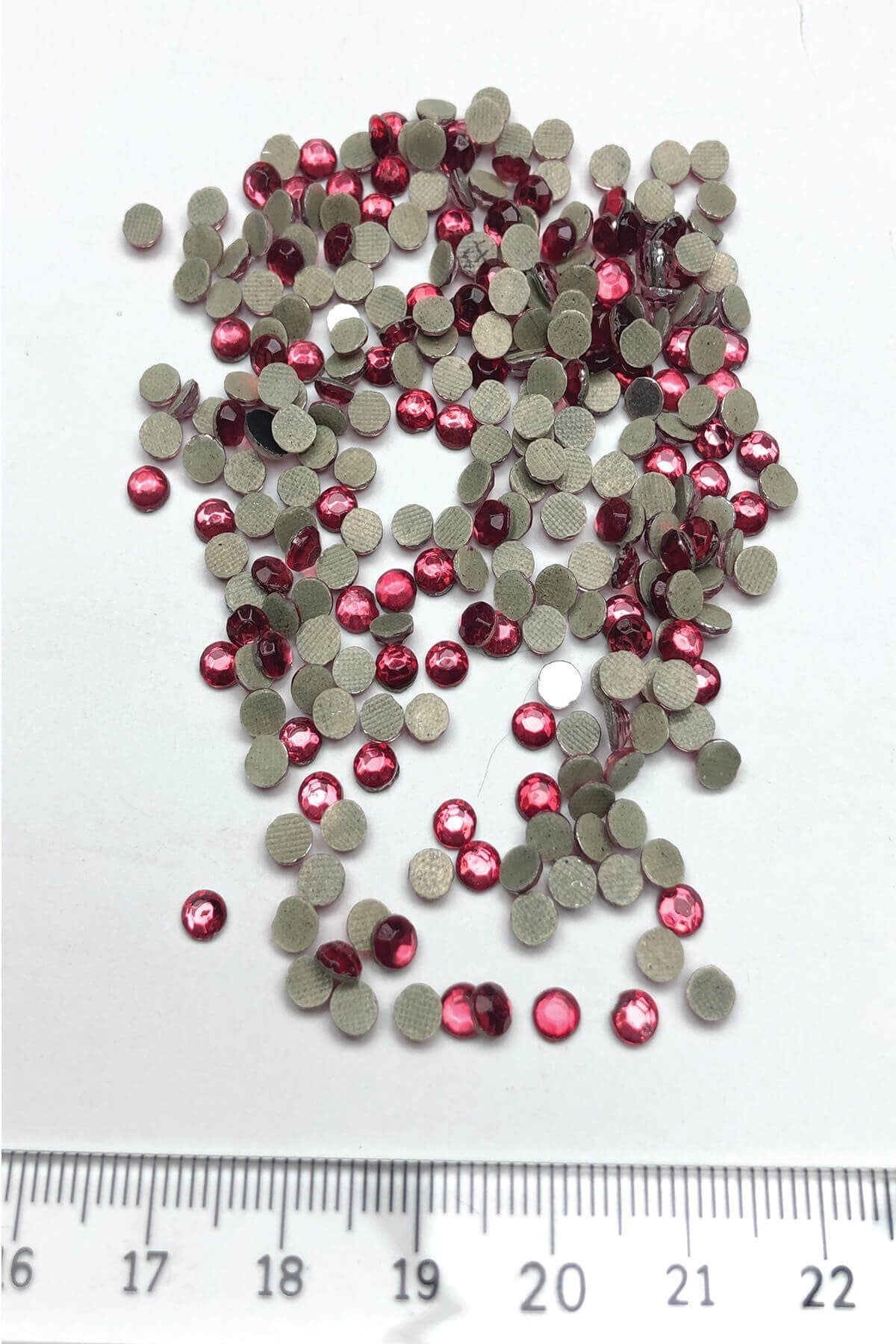 Açık Bordo Ütüyle Yapışan Cam Taş Boncuk 25 gr