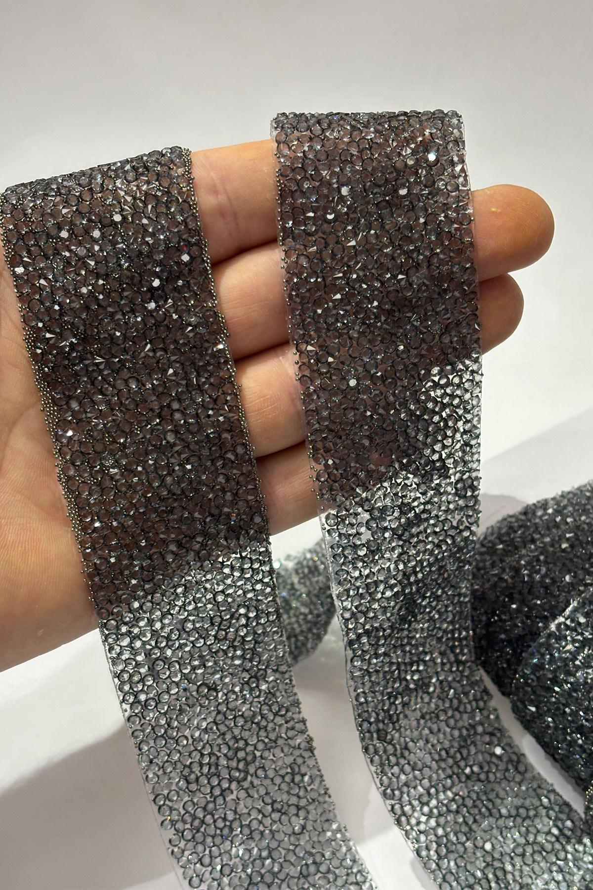 Antrasit Gri Ütüyle Yapışan Şerit Taş Boncuk 4 Cm