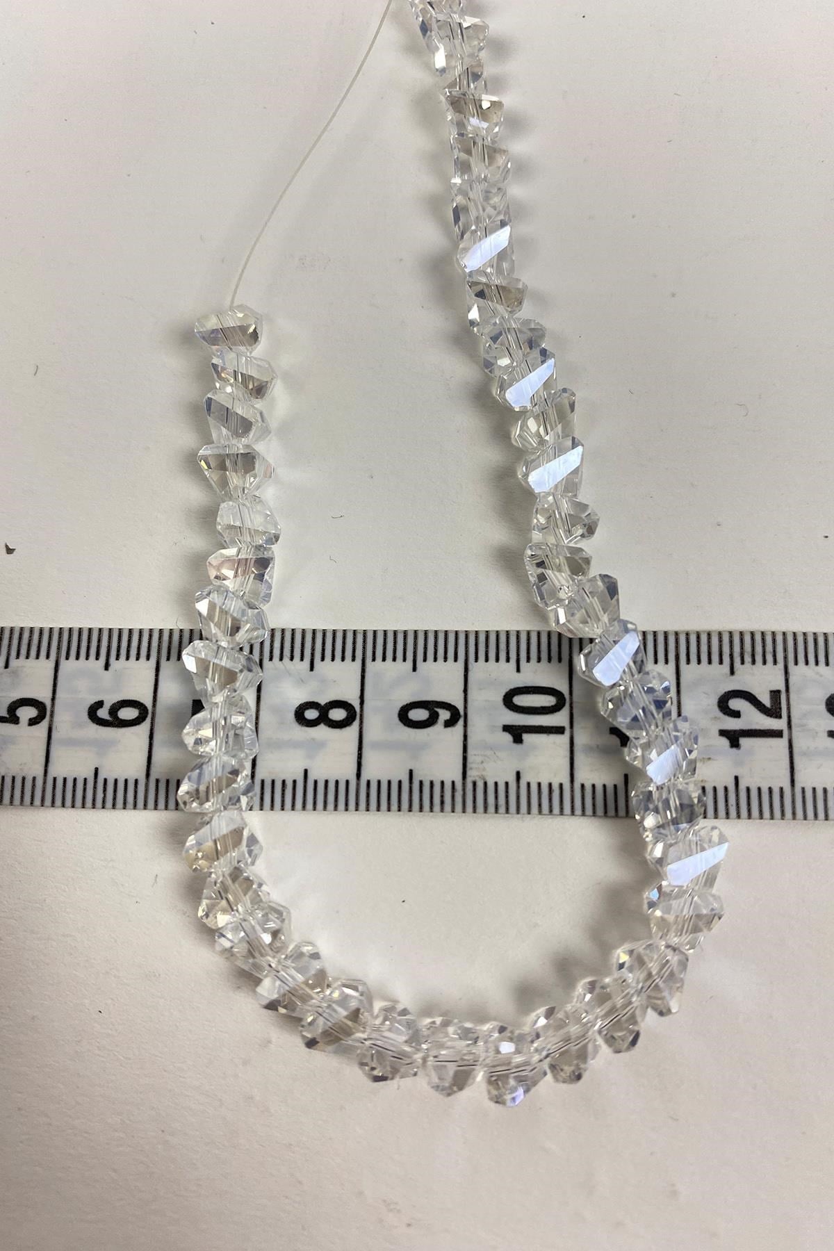 Az JanjanlıÜçgen Kesim Parlak Kristal Boncuk 8 mm