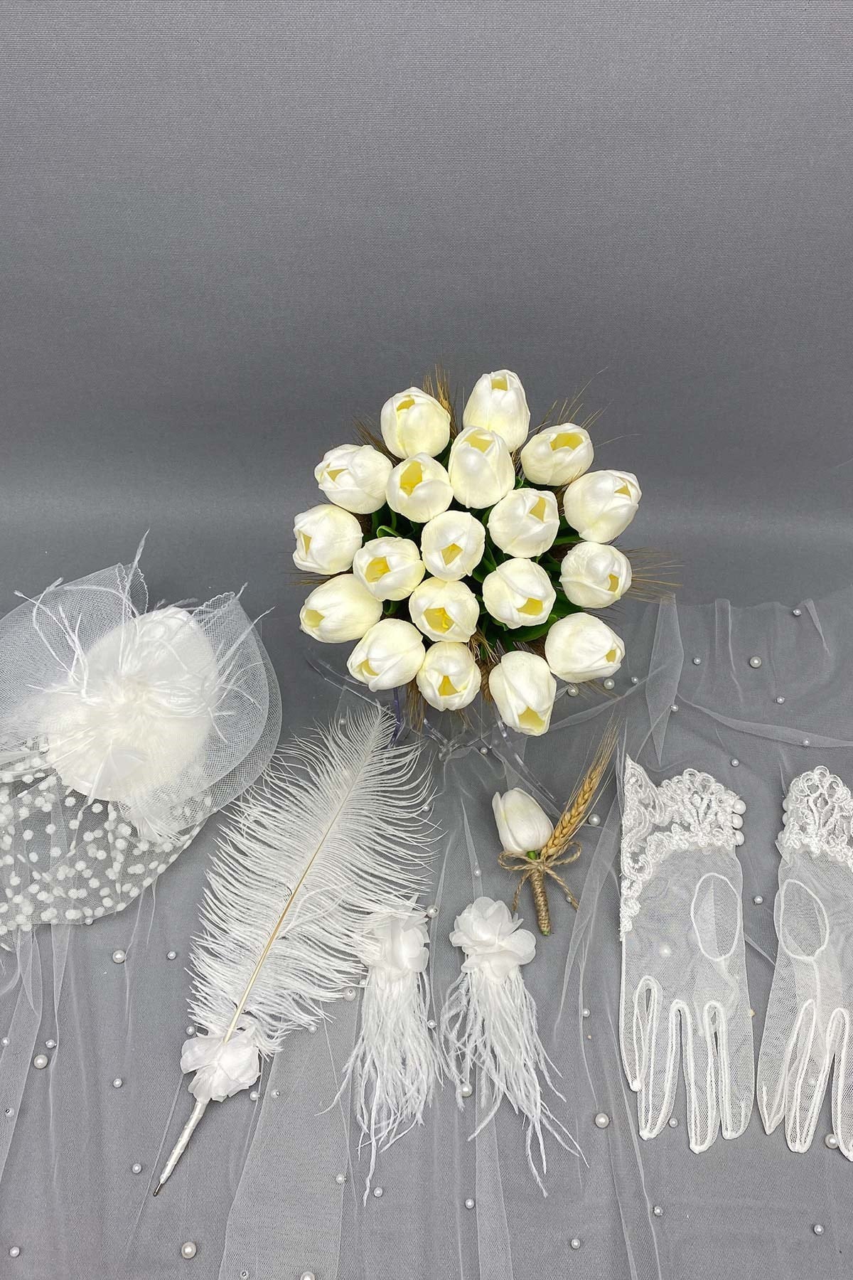 Başaklı Islak Laleli Gelin Buketi Nikah Şapkası ve Gelin Eldiveni Seti