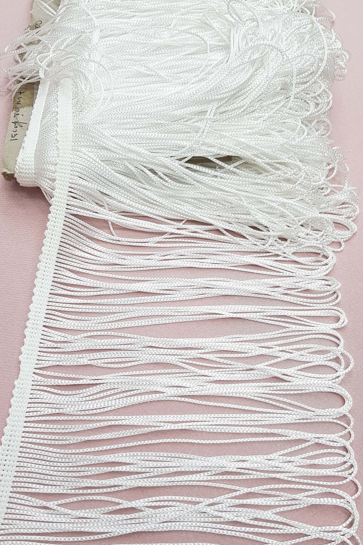 Beyaz  İthal Şerit Püskül 15 cm ( 1 mt )