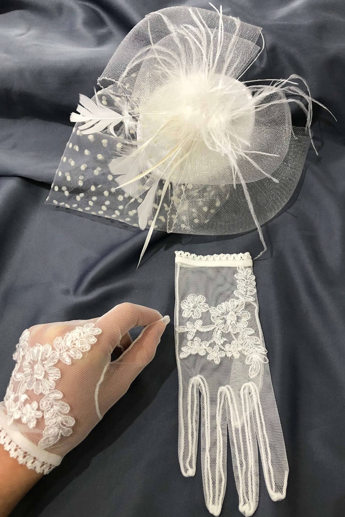 Beyaz Boncuklu Eldiven Puantiyeli Vualet Nikah Şapkası