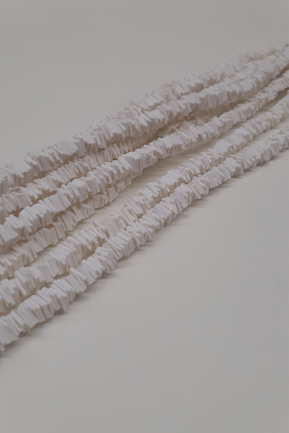 Beyaz Kare Fimo Hamur Boncuk 6Mm