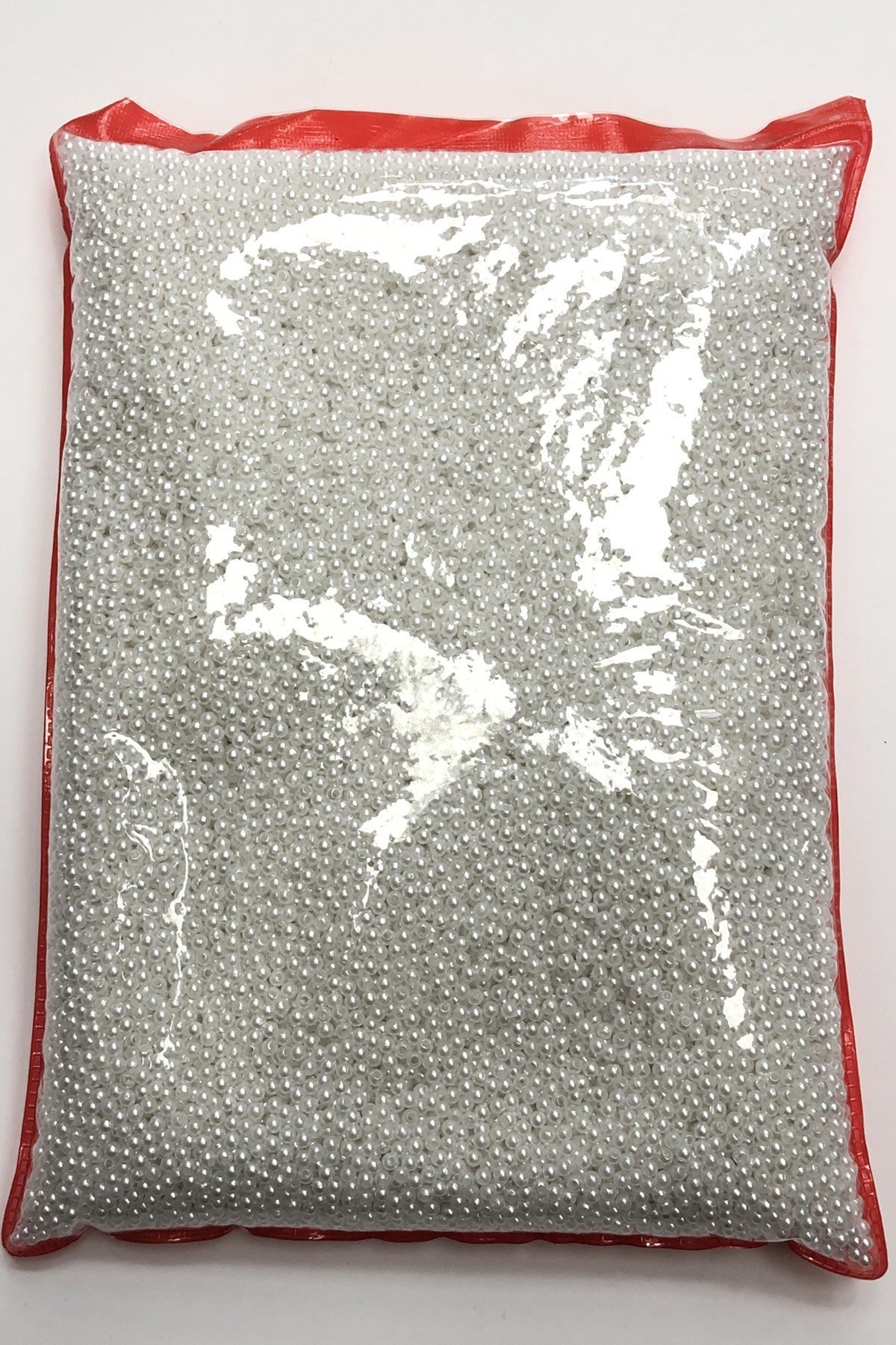 Beyaz Plastik İnci boncuk 3 mm