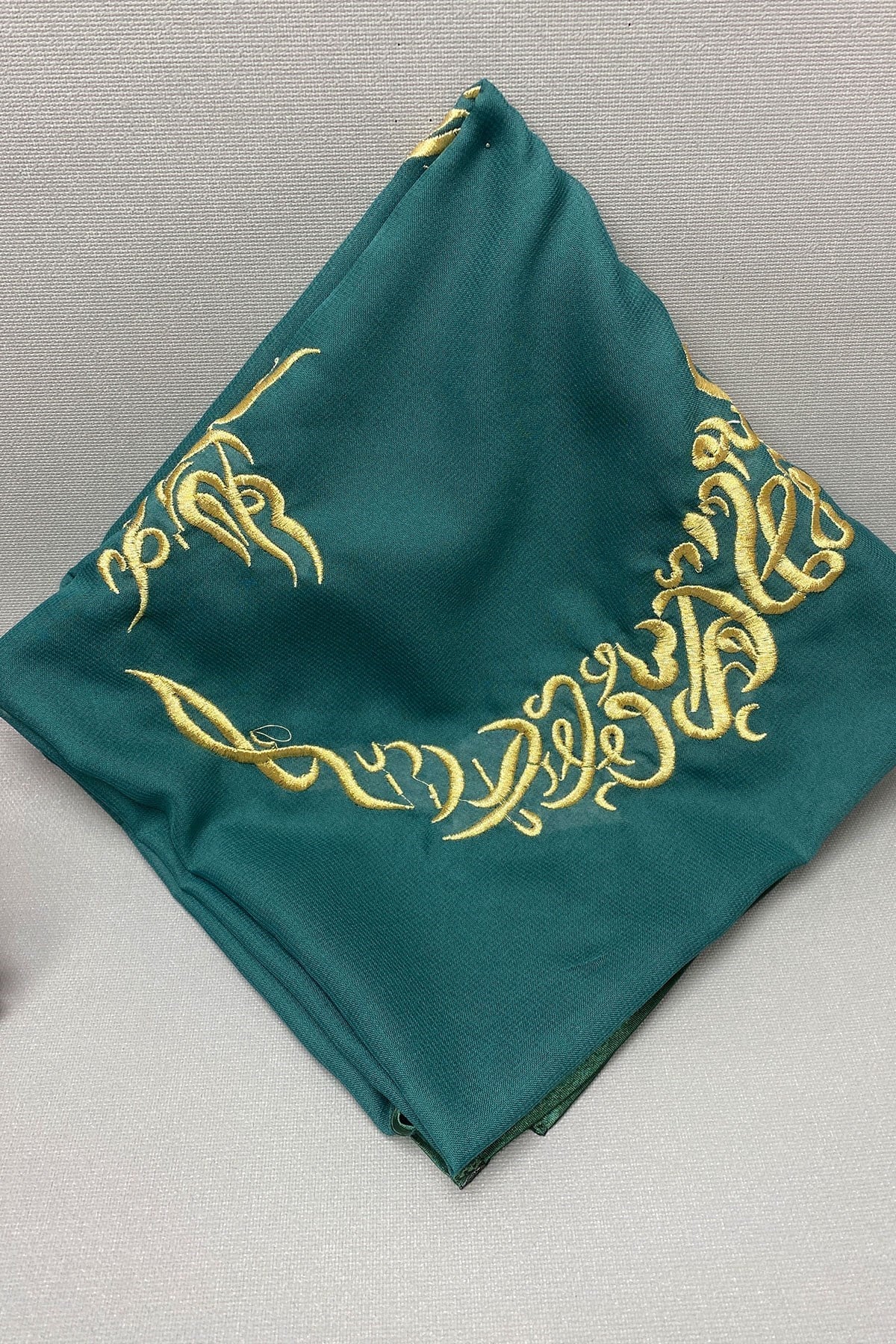 Biyeli Gelin Duvağı Nakışlı Damat Örtüsü ve Takı Kurdele Set
