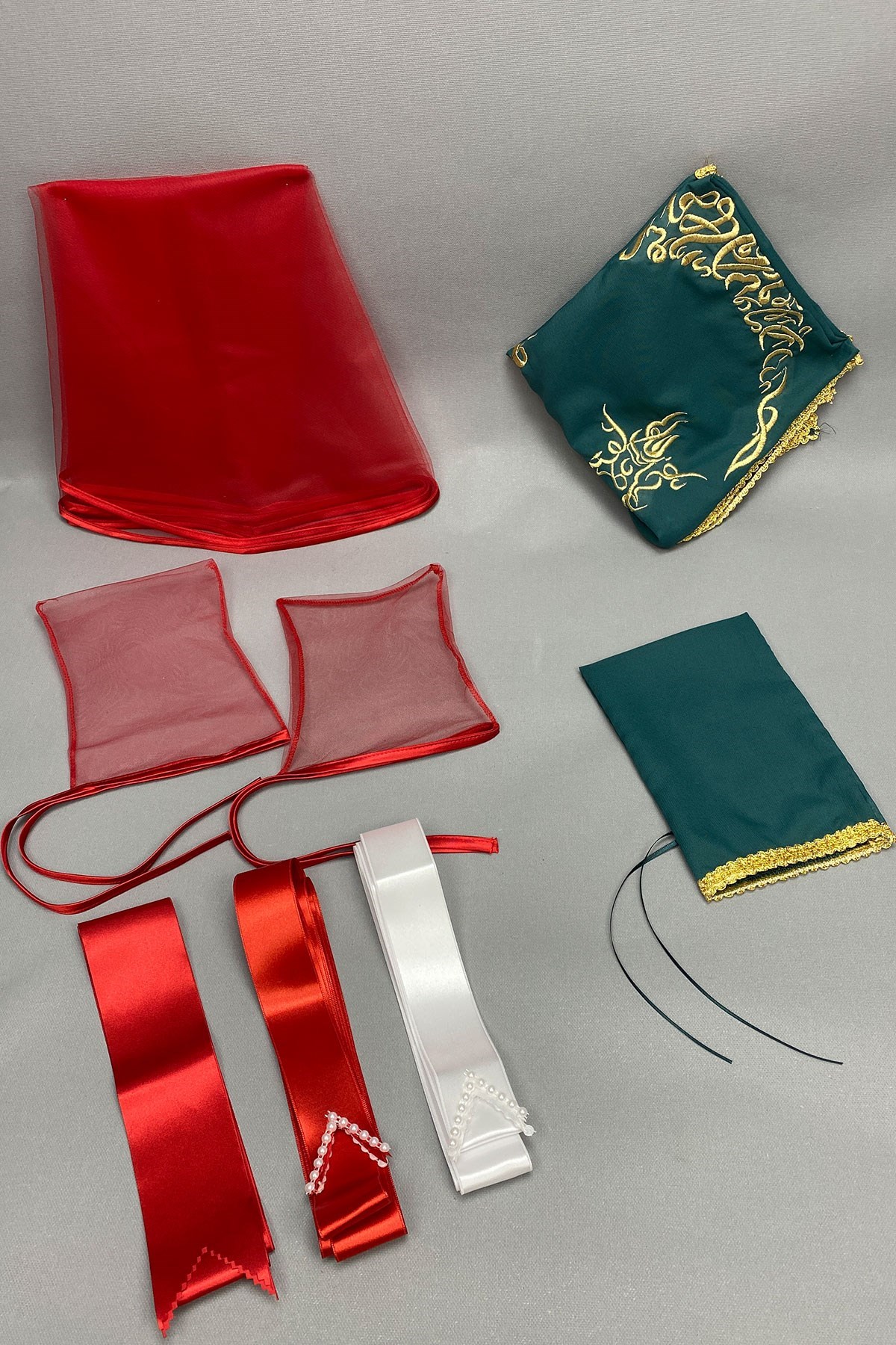 Biyeli Gelin Duvağı Nakışlı Damat Örtüsü ve Takı Kurdele Set