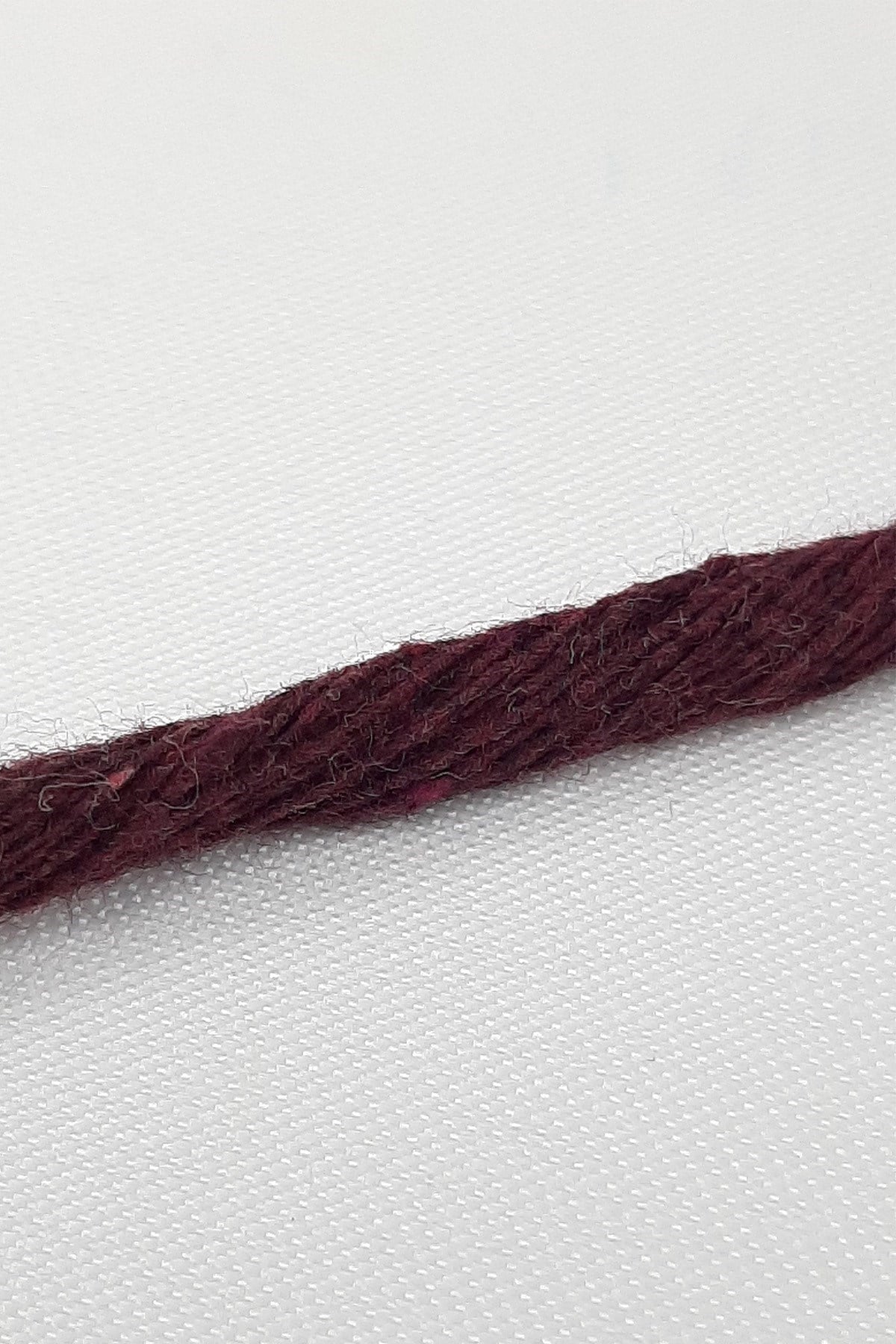 Bordo İnce Büklüm Makrome
