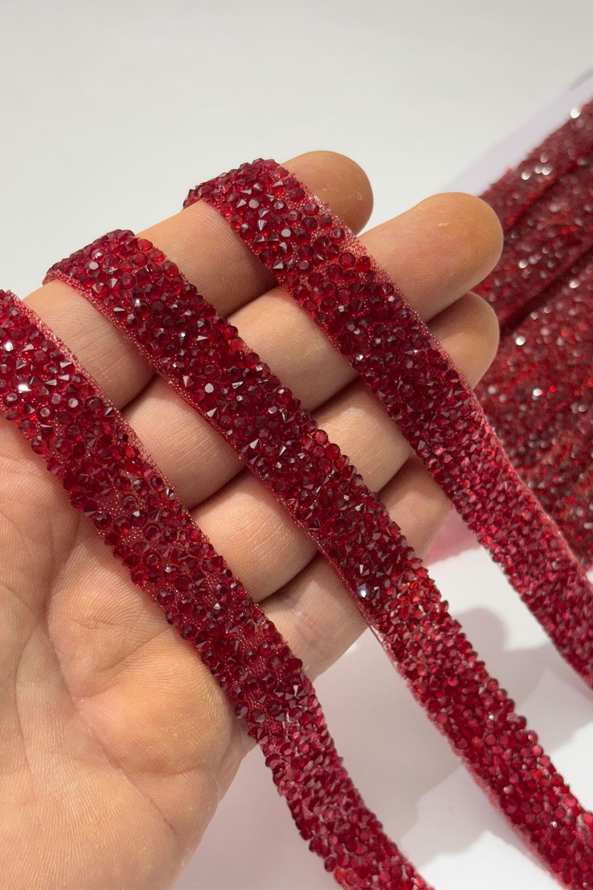 Bordo Ütüyle Yapışan Şerit Taş Boncuk1,5 Cm