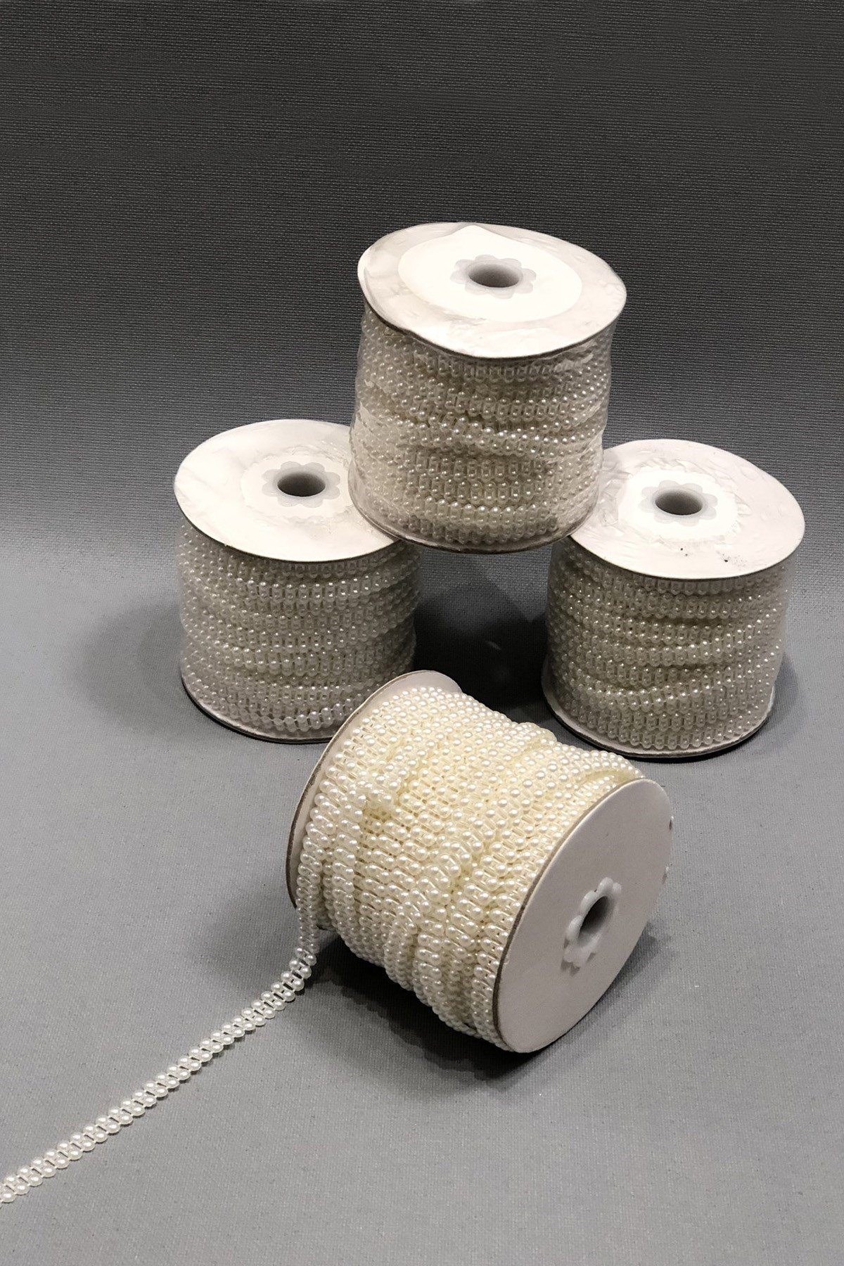Çift Sıra Krem Kesik İnci 4 mm