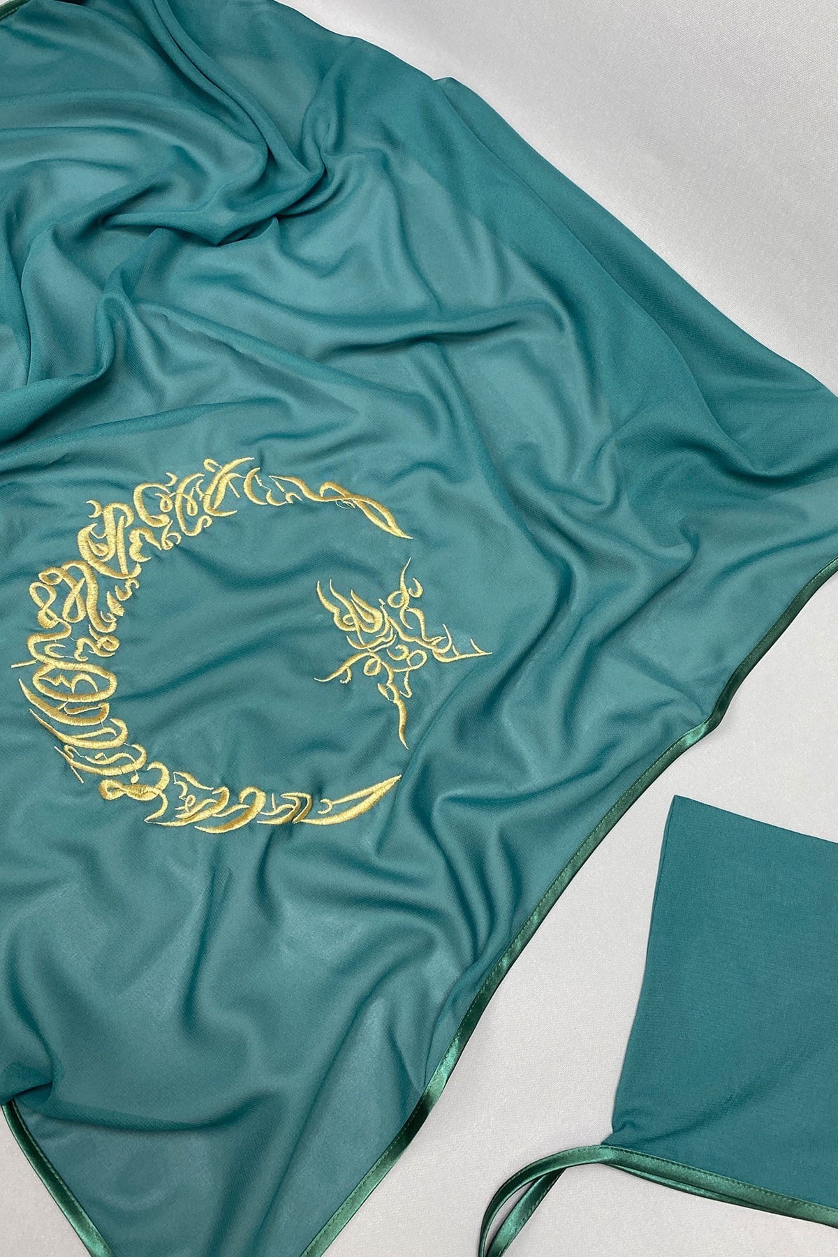 Gold Nakış Simli Biyeli Ay Yıldızlı Damat Örtüsü Seti