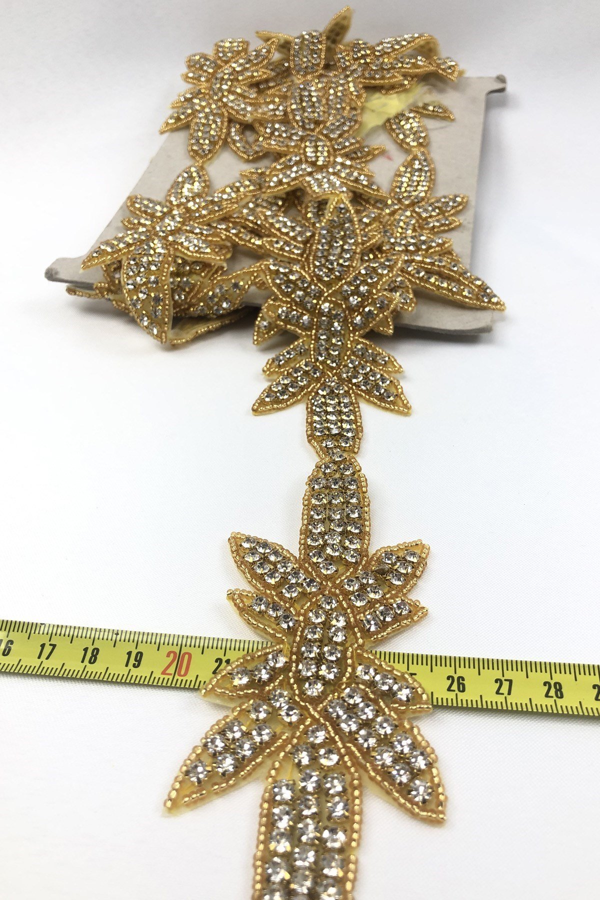 Gold Renk Boncuk İşli Ütüyle Yapışan Taşlı Şerit