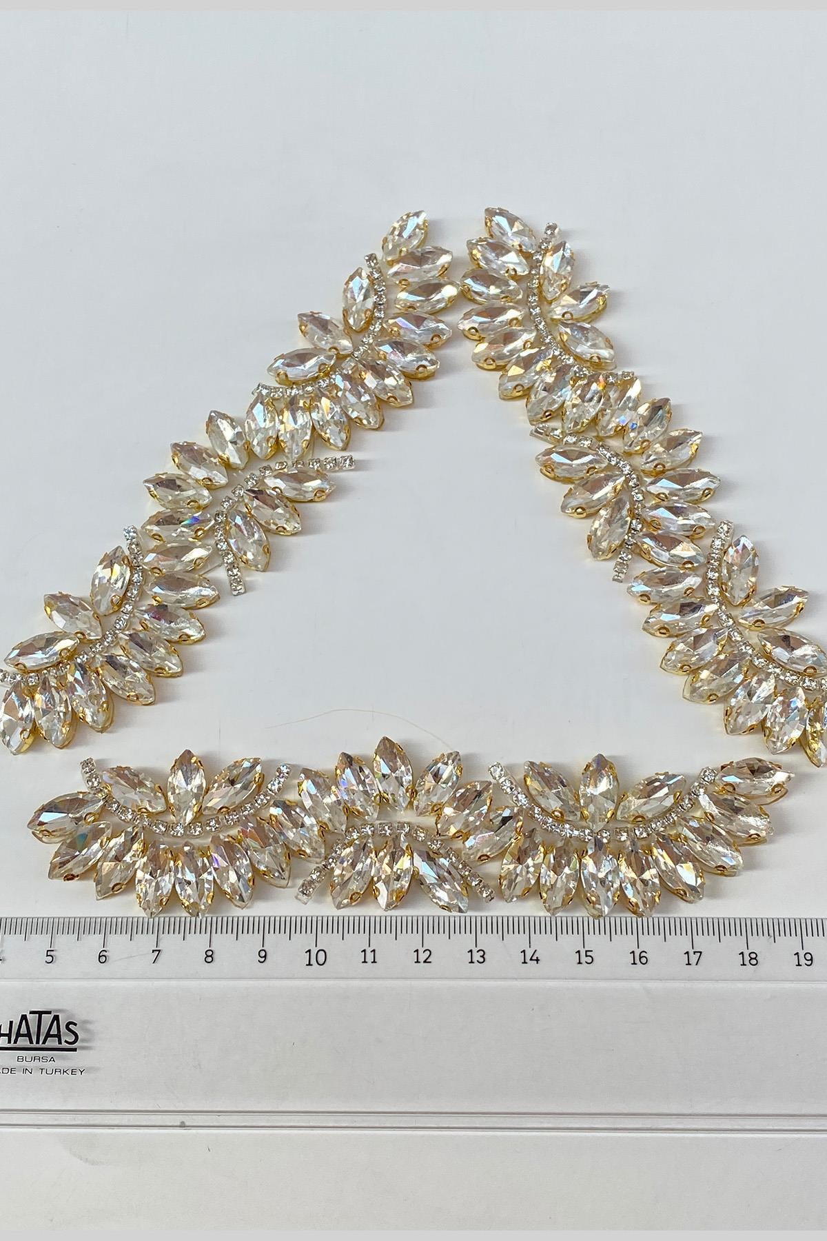 Gold Renk Su Yolu Motifli Ütüyle Yapışan Parlak Taşlı Aplik