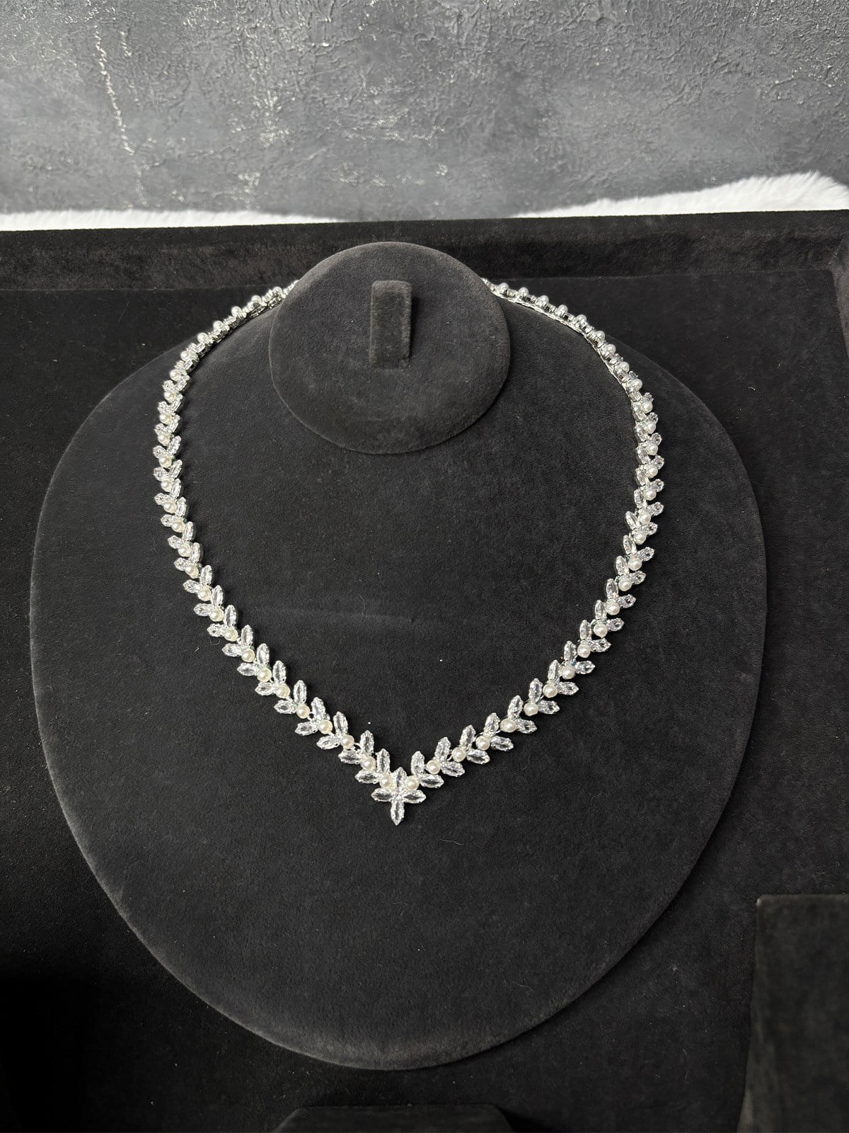 Gümüş Rengi Premium Zirkon Taşlı Kolye Küpe Bileklik Set Lüks Davet Takı