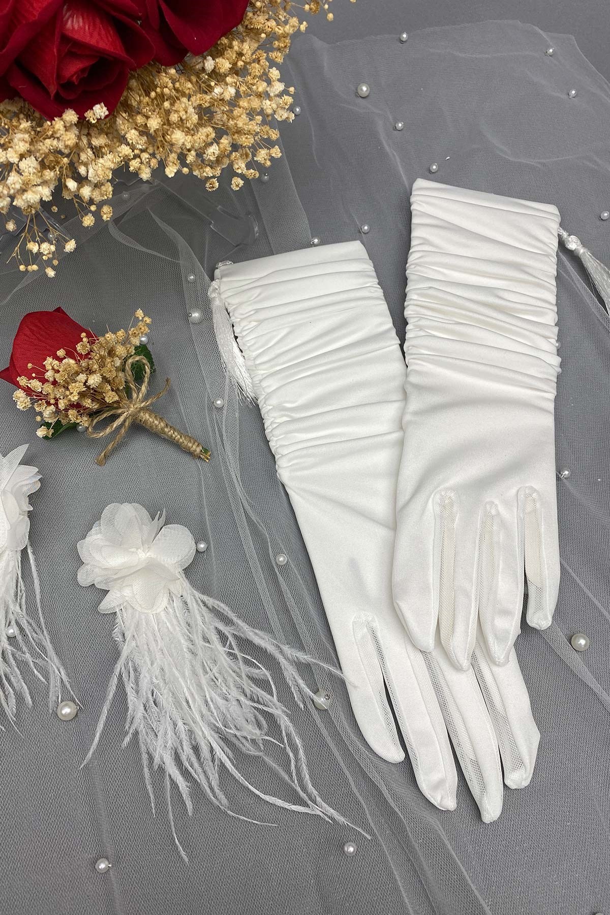 Kadife Güllü Gelin Buketi,Nikah Şapkası ve Gelin Eldiveni Seti
