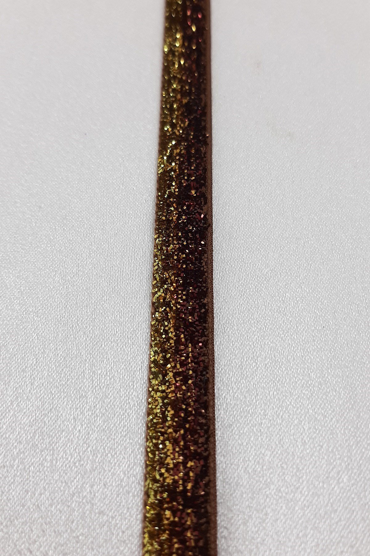 Kahve Sarılı Simli Kadife Kurdele 1 cm