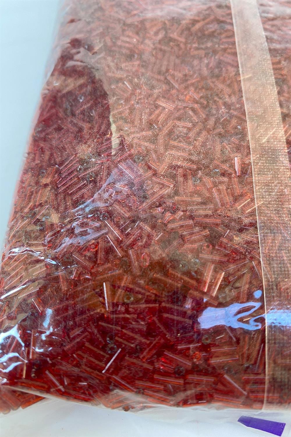 Kırmızı Boru Boncuk 4 mm 500 grm