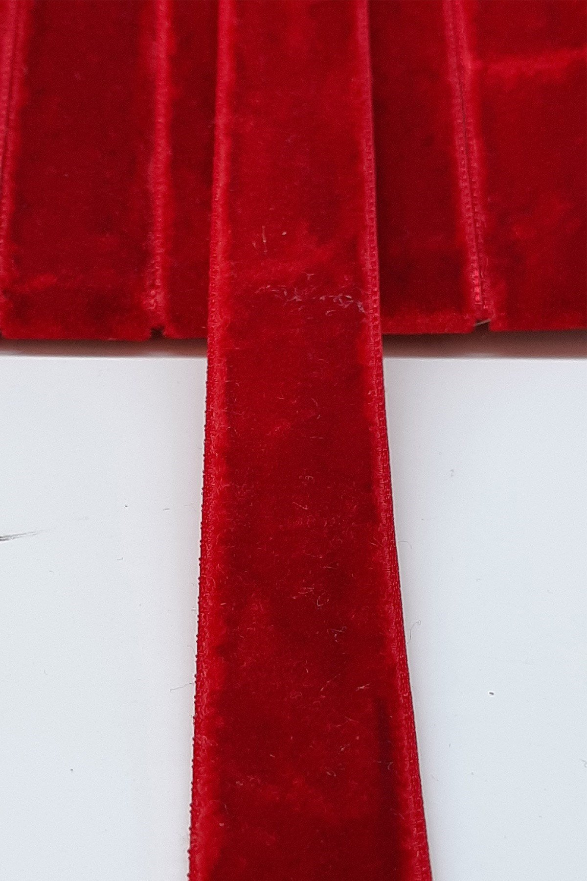 Kırmızı Kadife Kurdele 2 cm