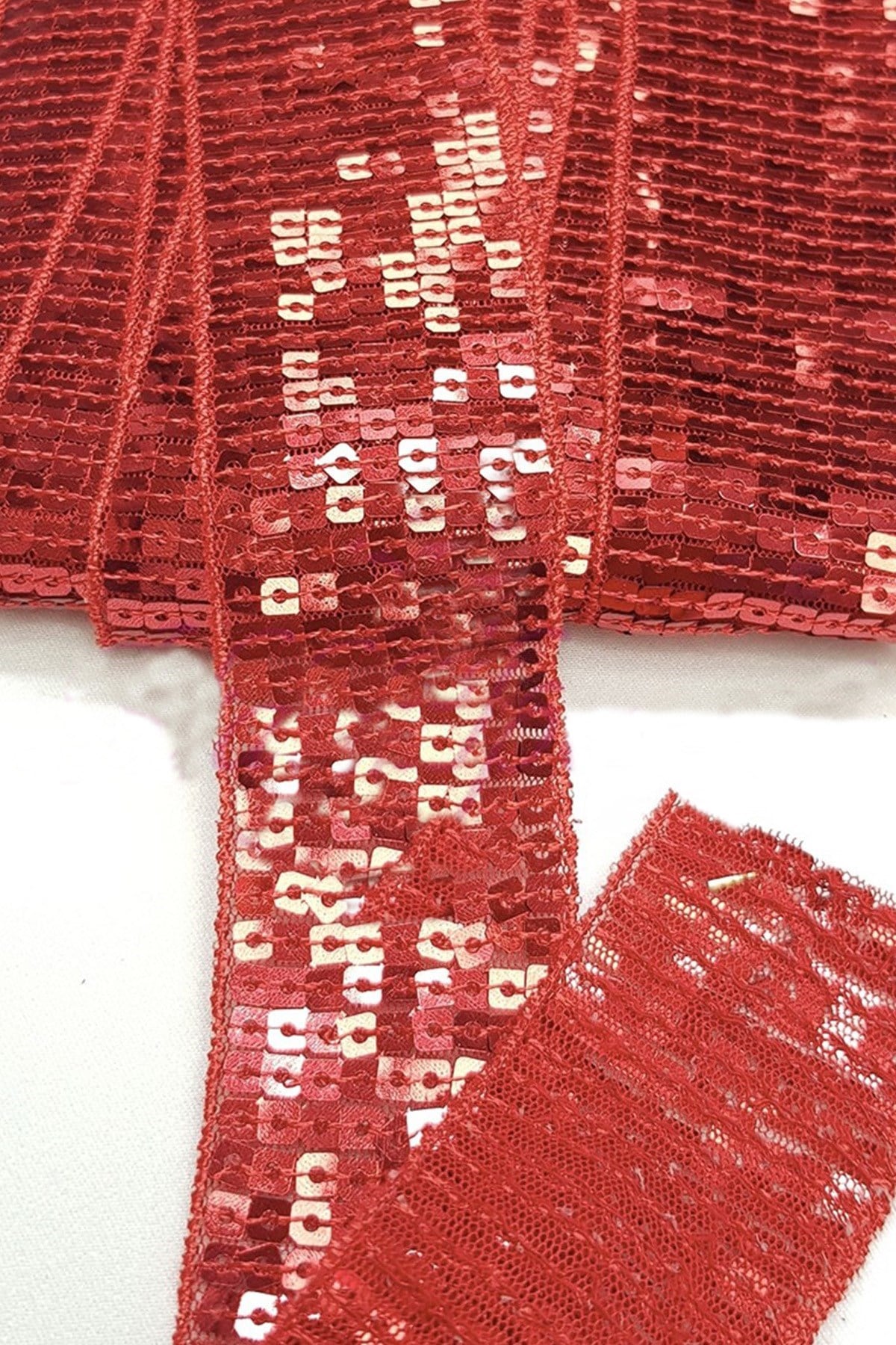 Kırmızı Renk Kare Pul Şerit 4 cm