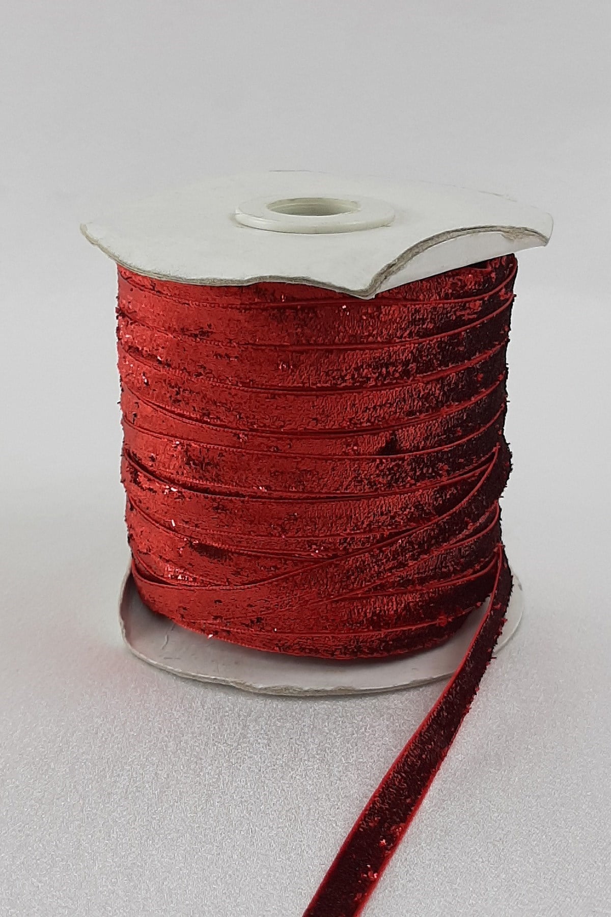 Kırmızı Simli Kadife Kurdele 6 mm
