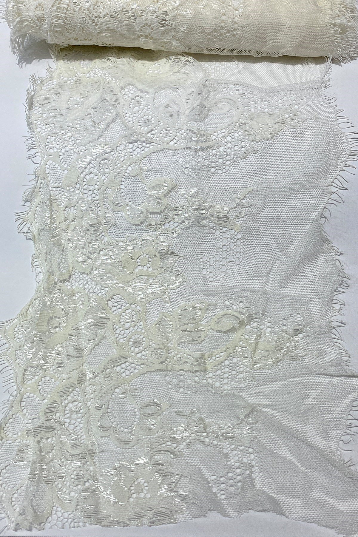 Krem Geniş Sakallı Dantel