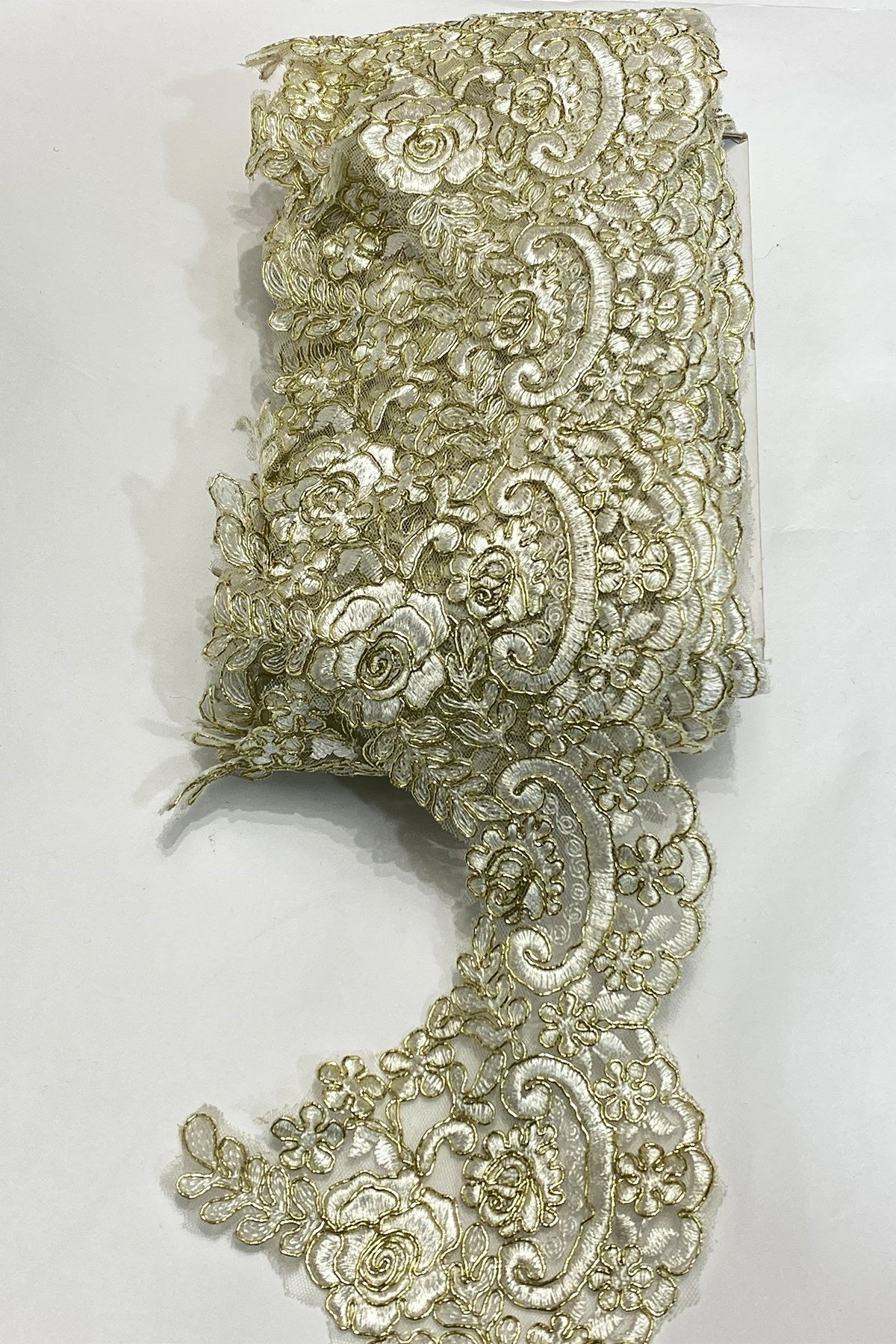 Krem Gold Fransız Güpür Şerit Dantel