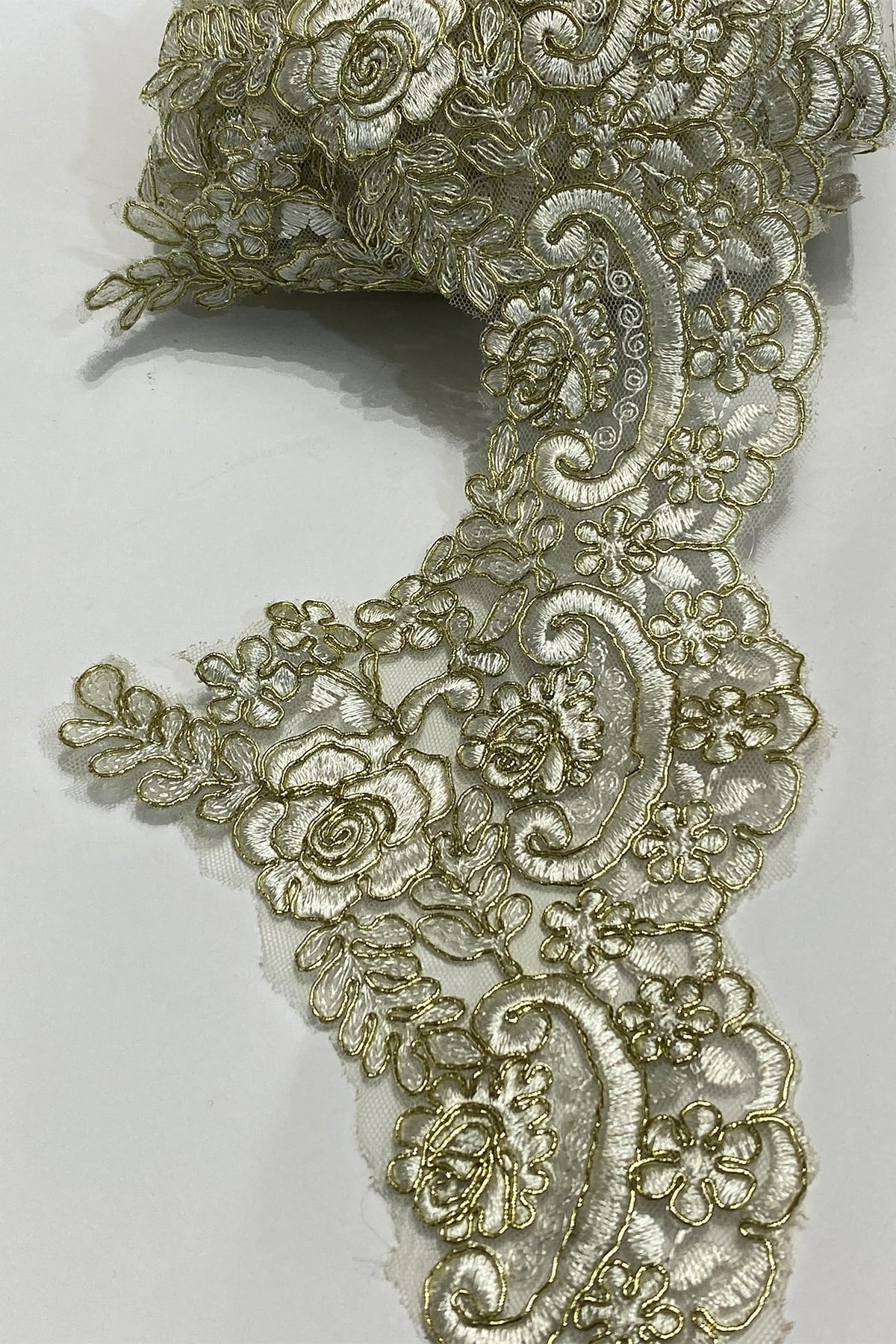 Krem Gold Fransız Güpür Şerit Dantel