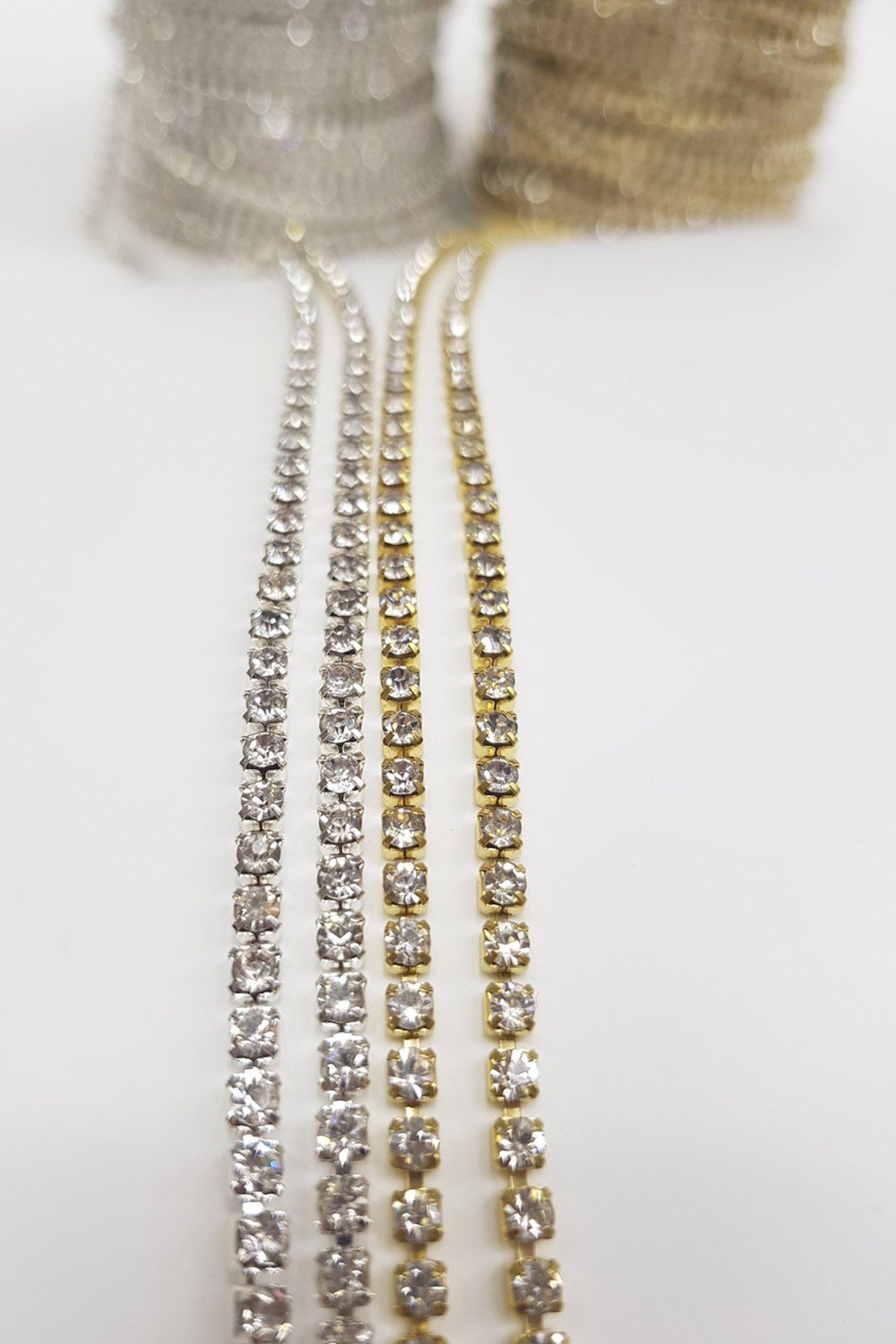 Kristal Sık Taşlı,Metal Yuvalı Şerit
